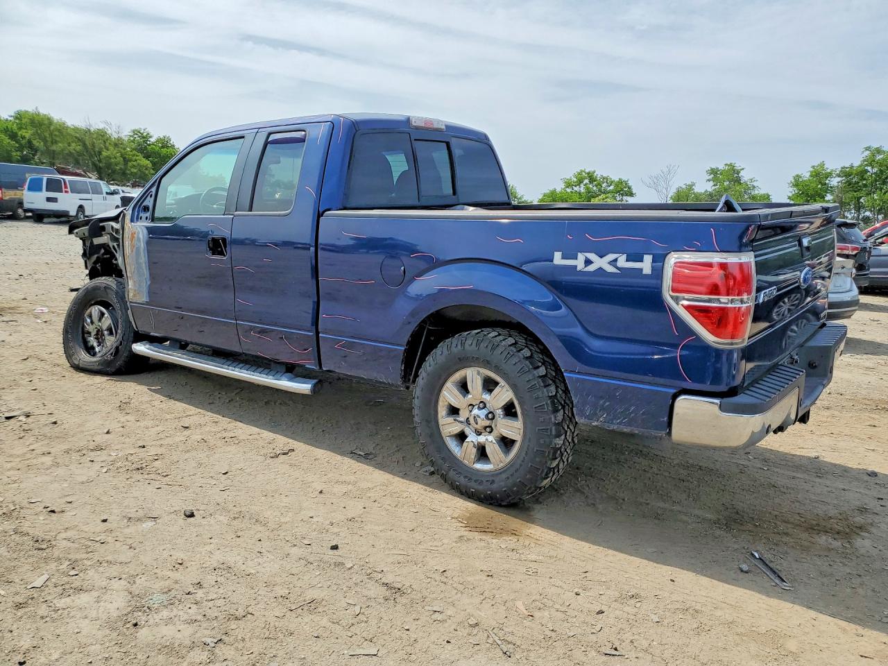 2011 Ford F150 Super Cab Blue vin: 1FTFX1EF1BFA90770