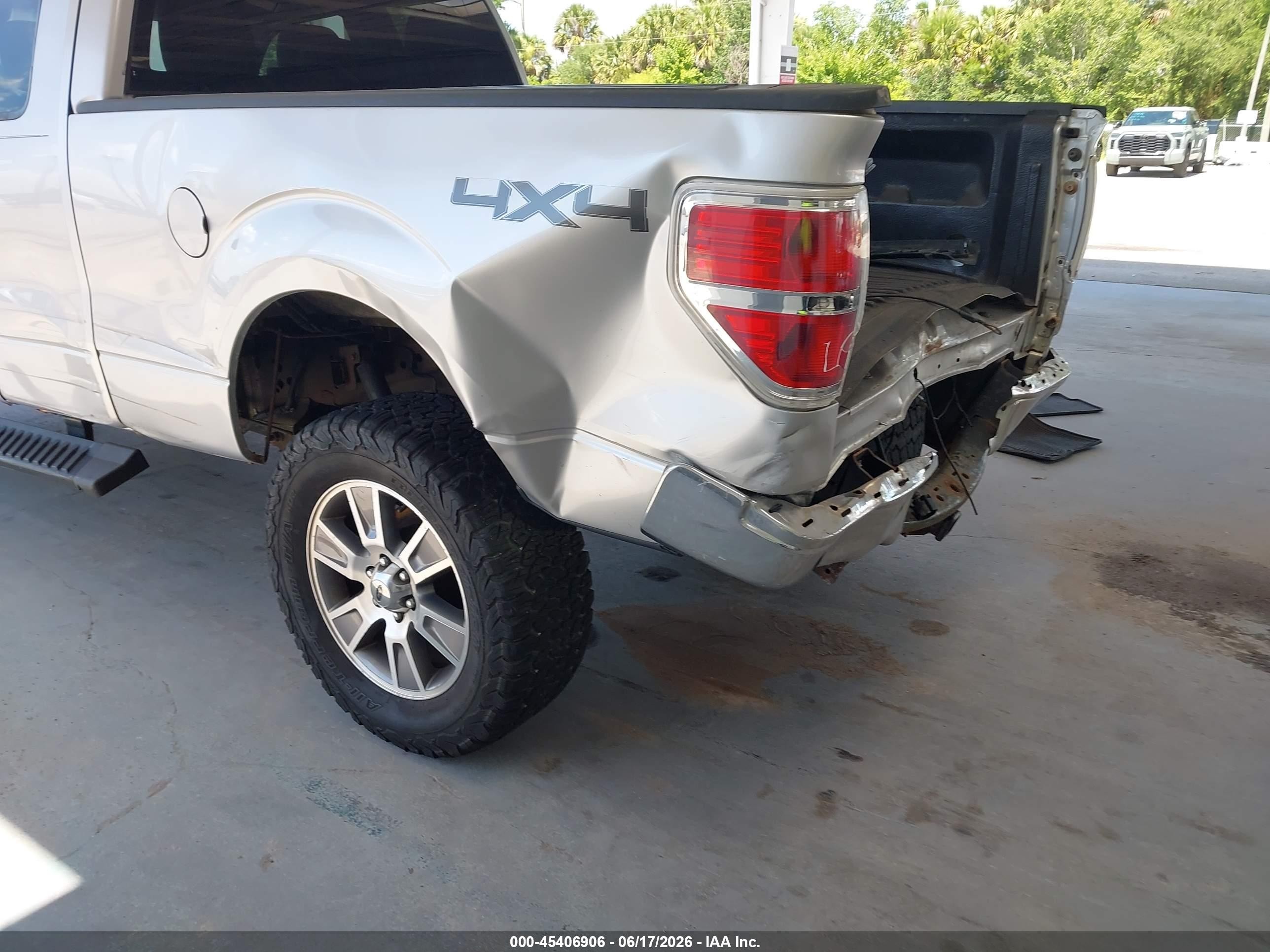 2011 Ford F-150 Fx4/lariat/stx/xl/xlt Серебряный vin: 1FTFX1EF1BFB58520