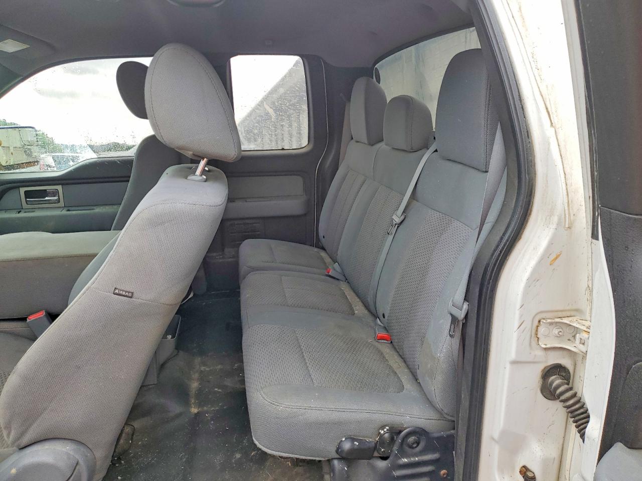 2011 Ford F150 Super Cab White vin: 1FTFX1EF1BKE21872