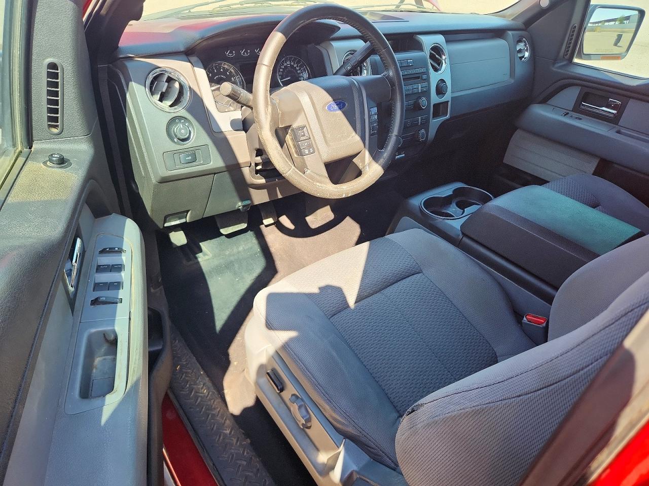 2012 Ford F150 Super Cab Red vin: 1FTFX1EF1CFA14399