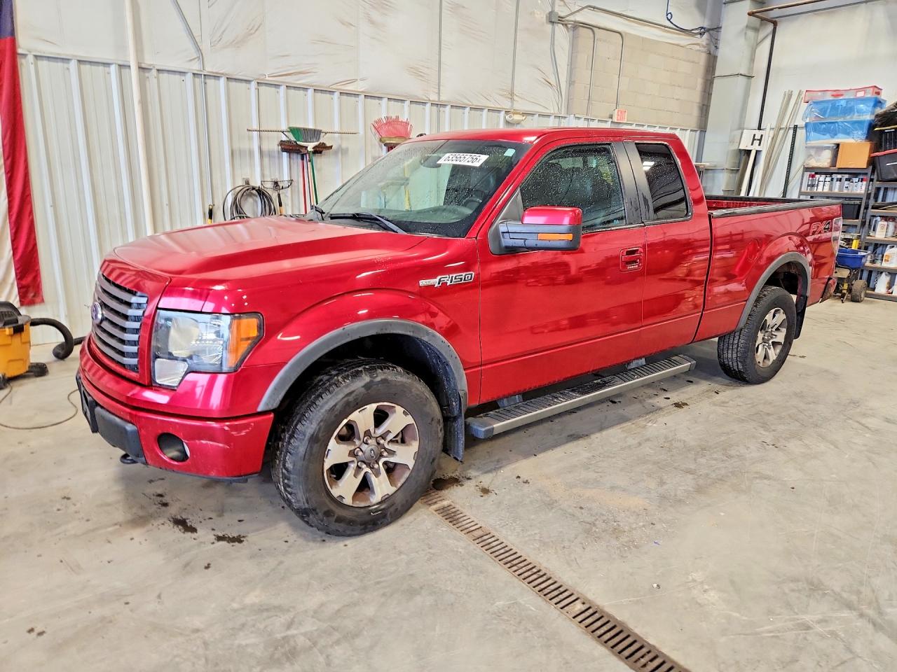 2012 Ford F150 Super Cab Red vin: 1FTFX1EF1CFA24169