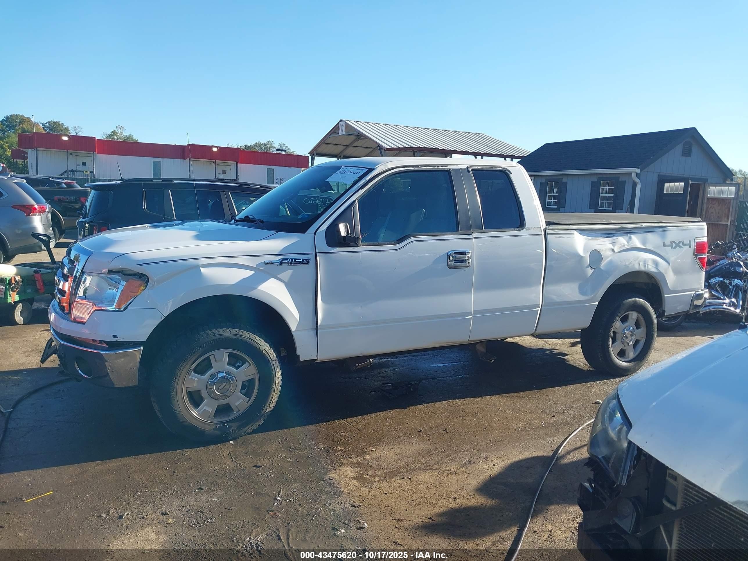 2012 Ford F-150 Xlt White vin: 1FTFX1EF1CFA99860