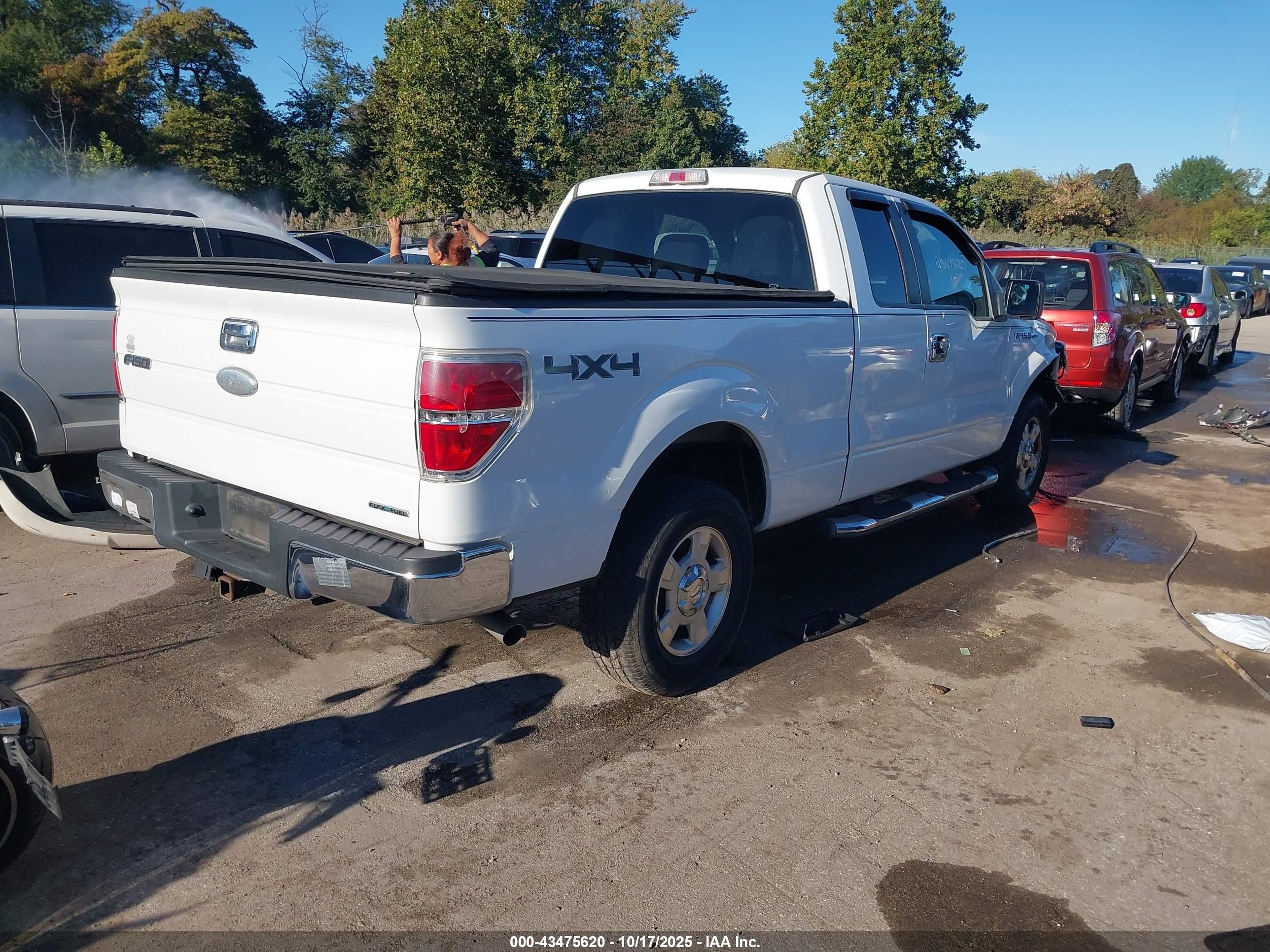 2012 Ford F-150 Xlt White vin: 1FTFX1EF1CFA99860
