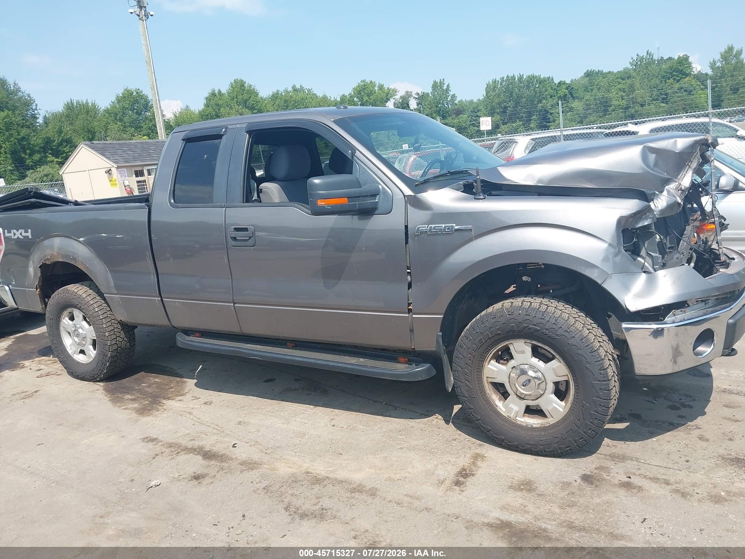 2012 Ford F-150 Xlt Silver vin: 1FTFX1EF1CFD08711