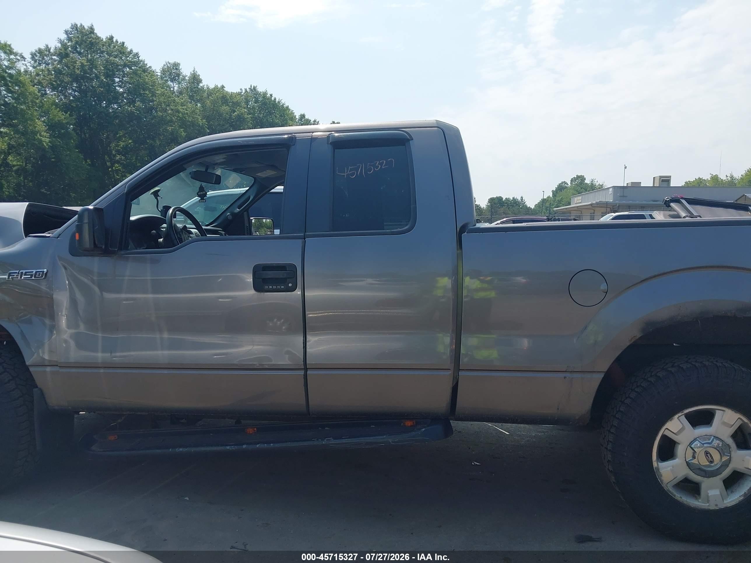 2012 Ford F-150 Xlt Silver vin: 1FTFX1EF1CFD08711