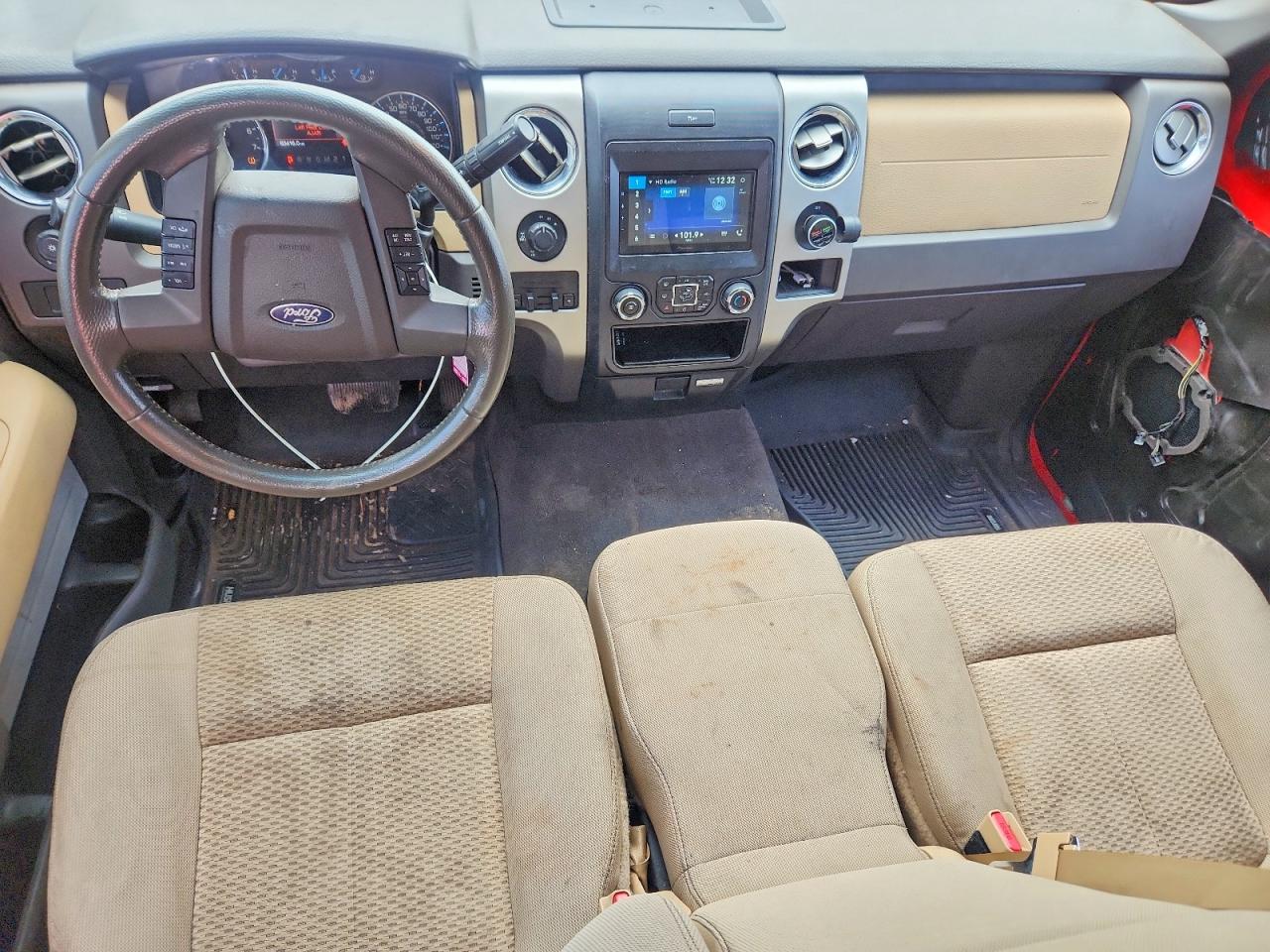 2013 Ford F150 Super Cab Red vin: 1FTFX1EF1DFB97045