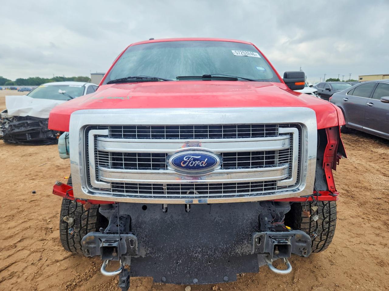 2013 Ford F150 Super Cab Red vin: 1FTFX1EF1DFB97045