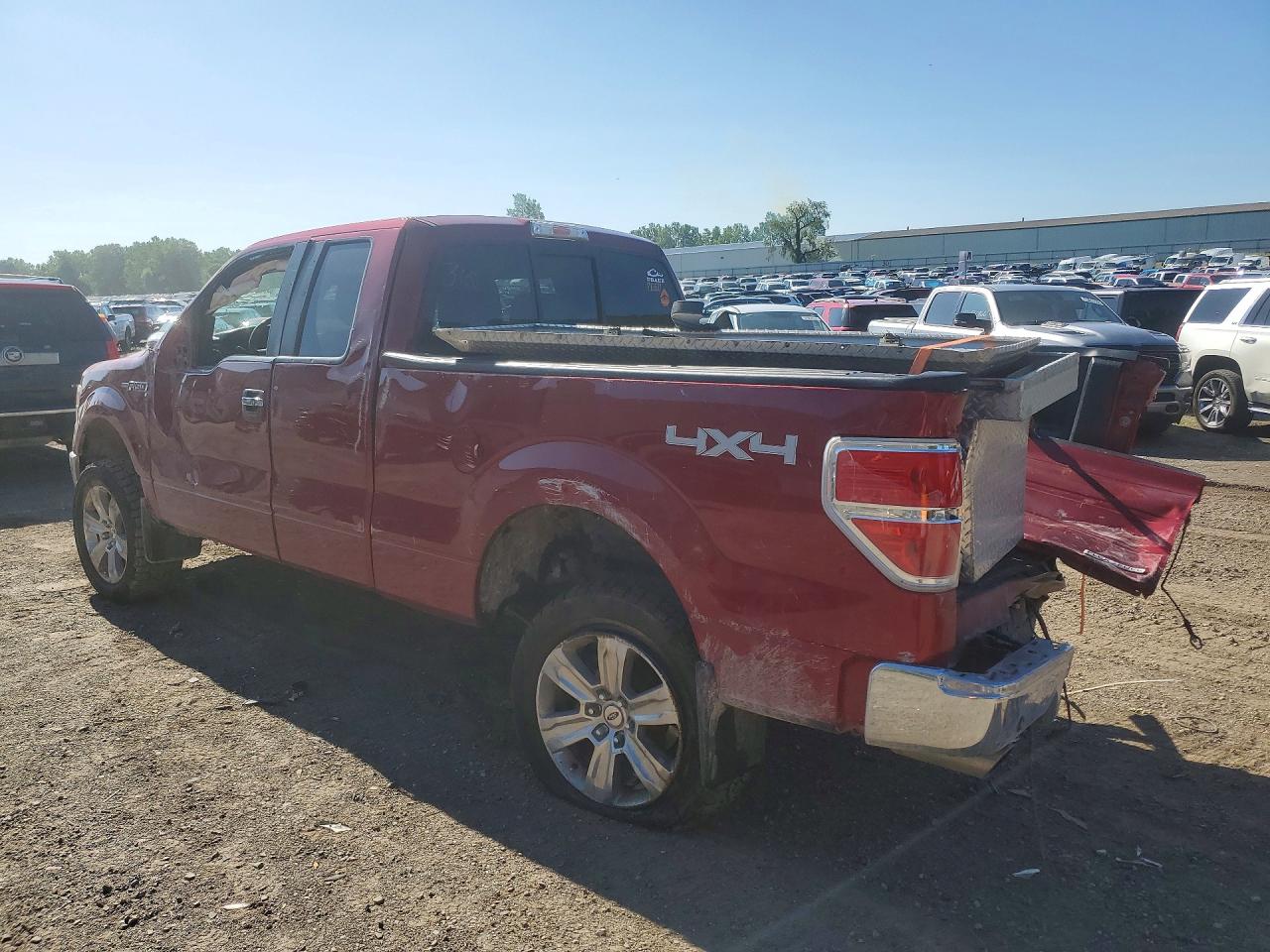 2013 Ford F150 Super Cab Red vin: 1FTFX1EF1DFC78742