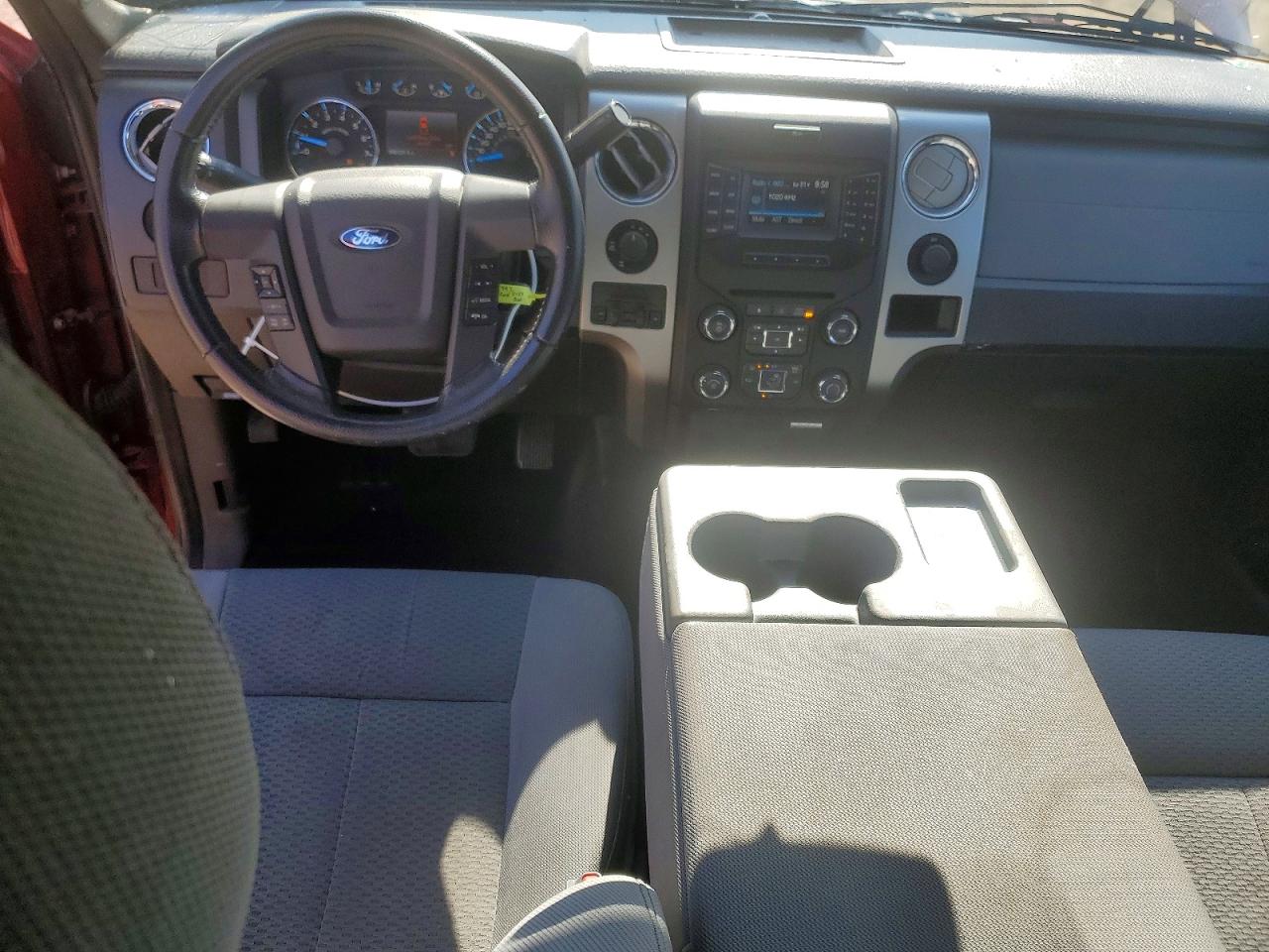 2013 Ford F150 Super Cab Red vin: 1FTFX1EF1DFC78742