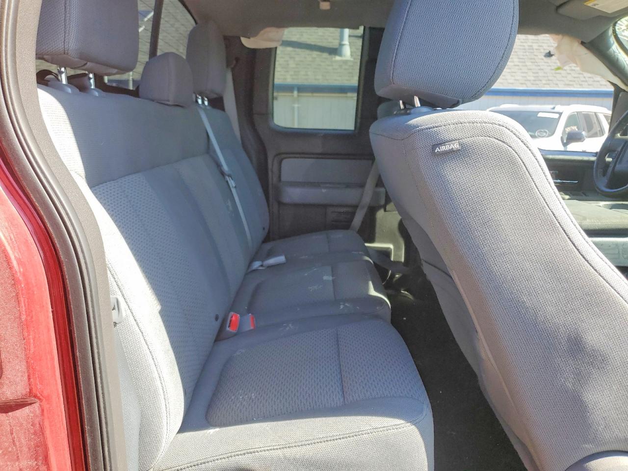 2013 Ford F150 Super Cab Red vin: 1FTFX1EF1DFC78742