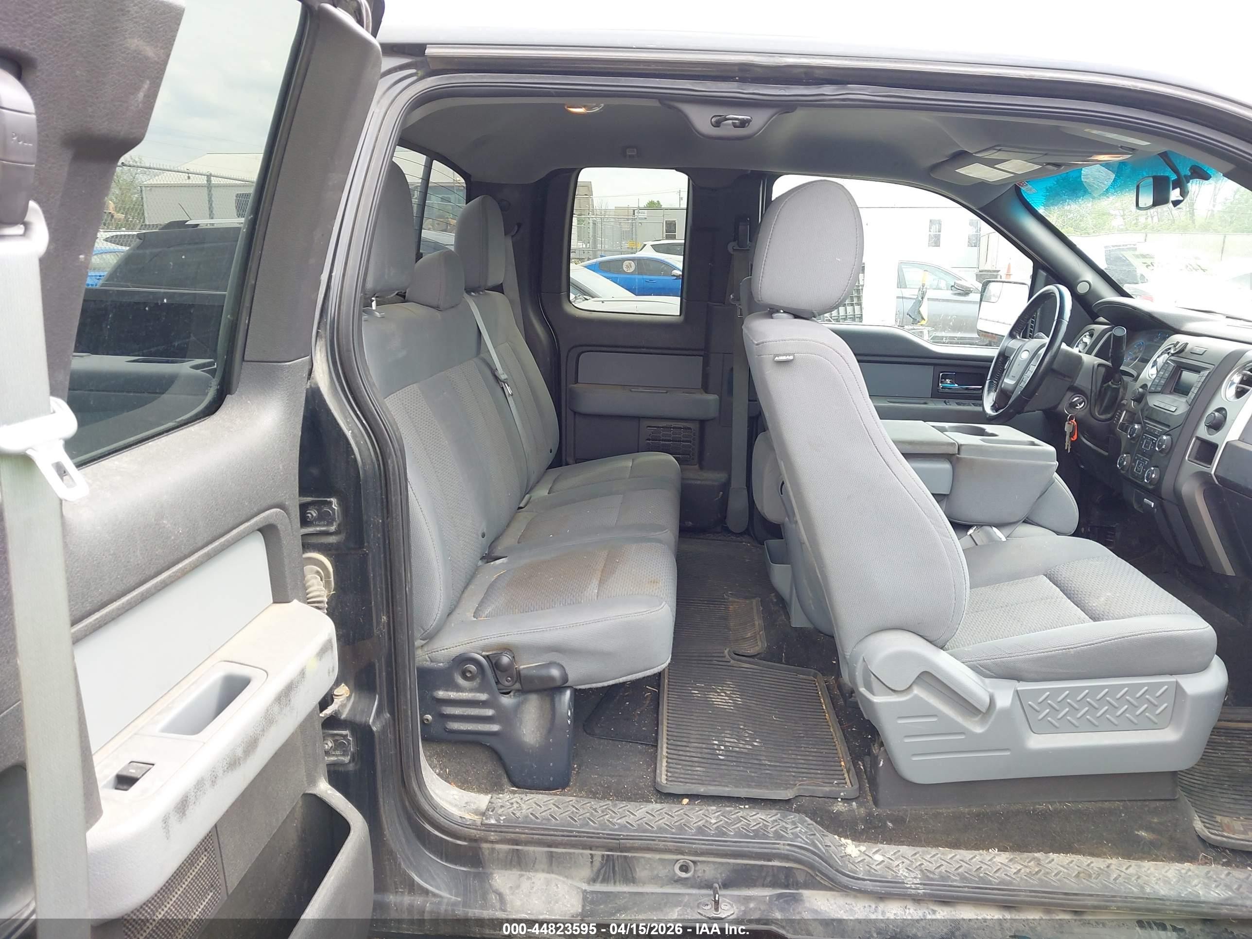 2013 Ford F-150 Xlt Black vin: 1FTFX1EF1DFD24747