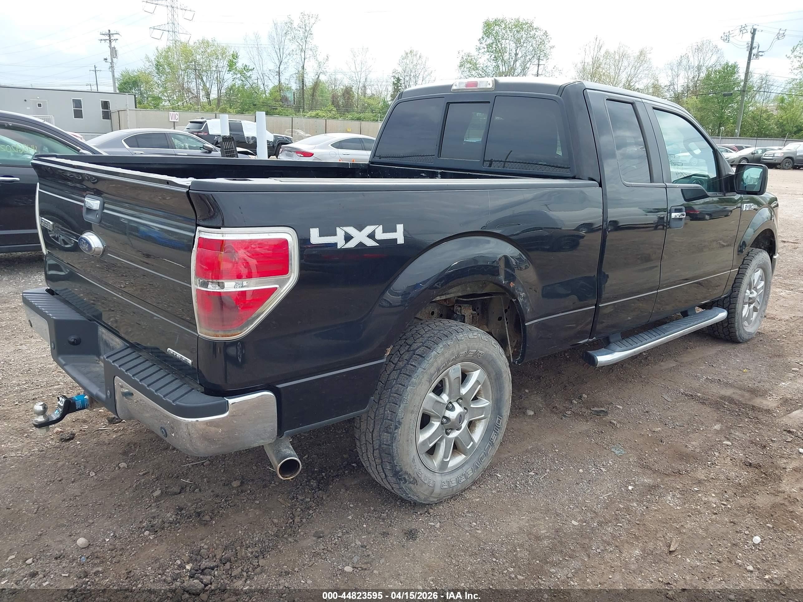 2013 Ford F-150 Xlt Black vin: 1FTFX1EF1DFD24747