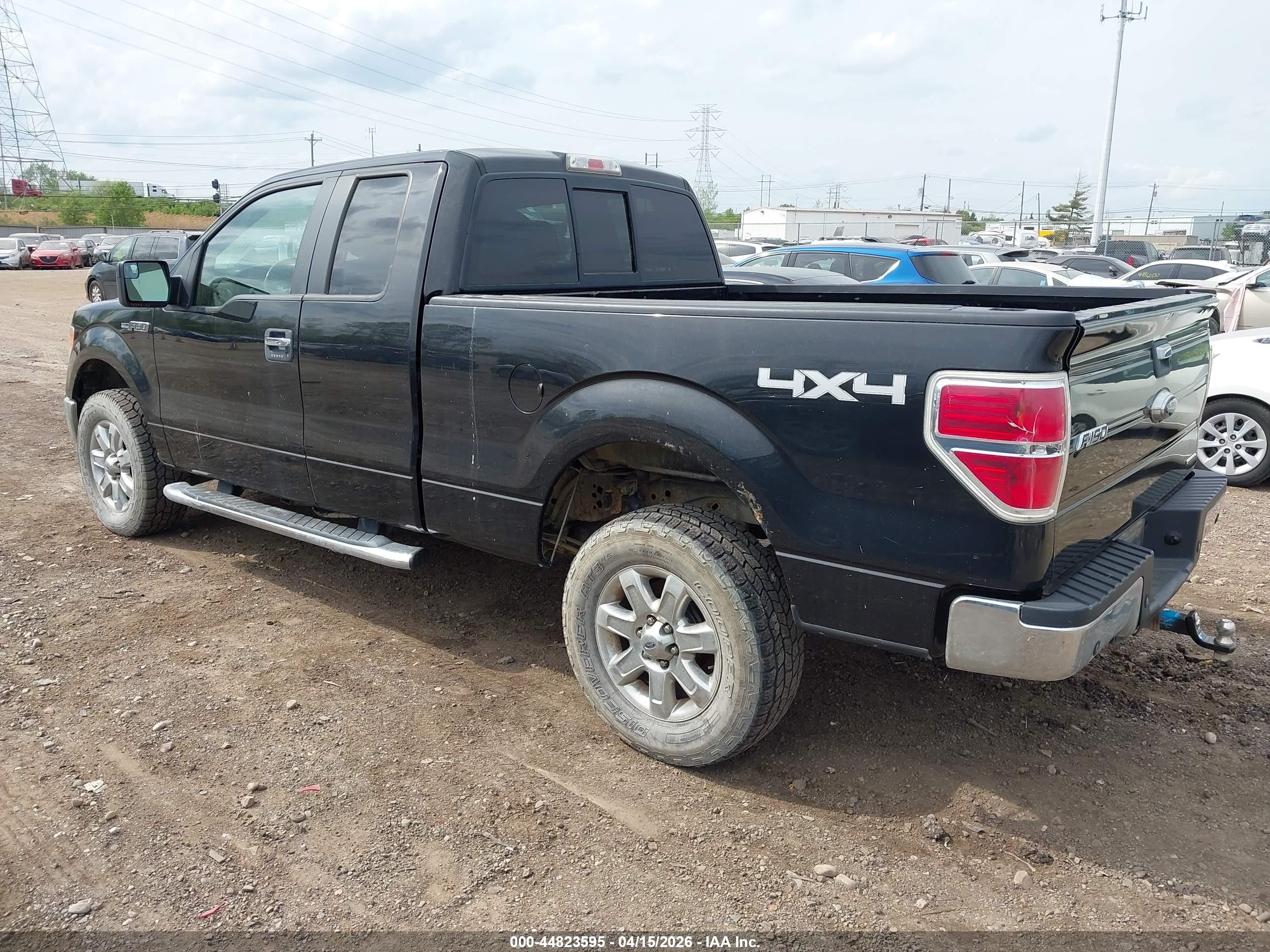 2013 Ford F-150 Xlt Black vin: 1FTFX1EF1DFD24747