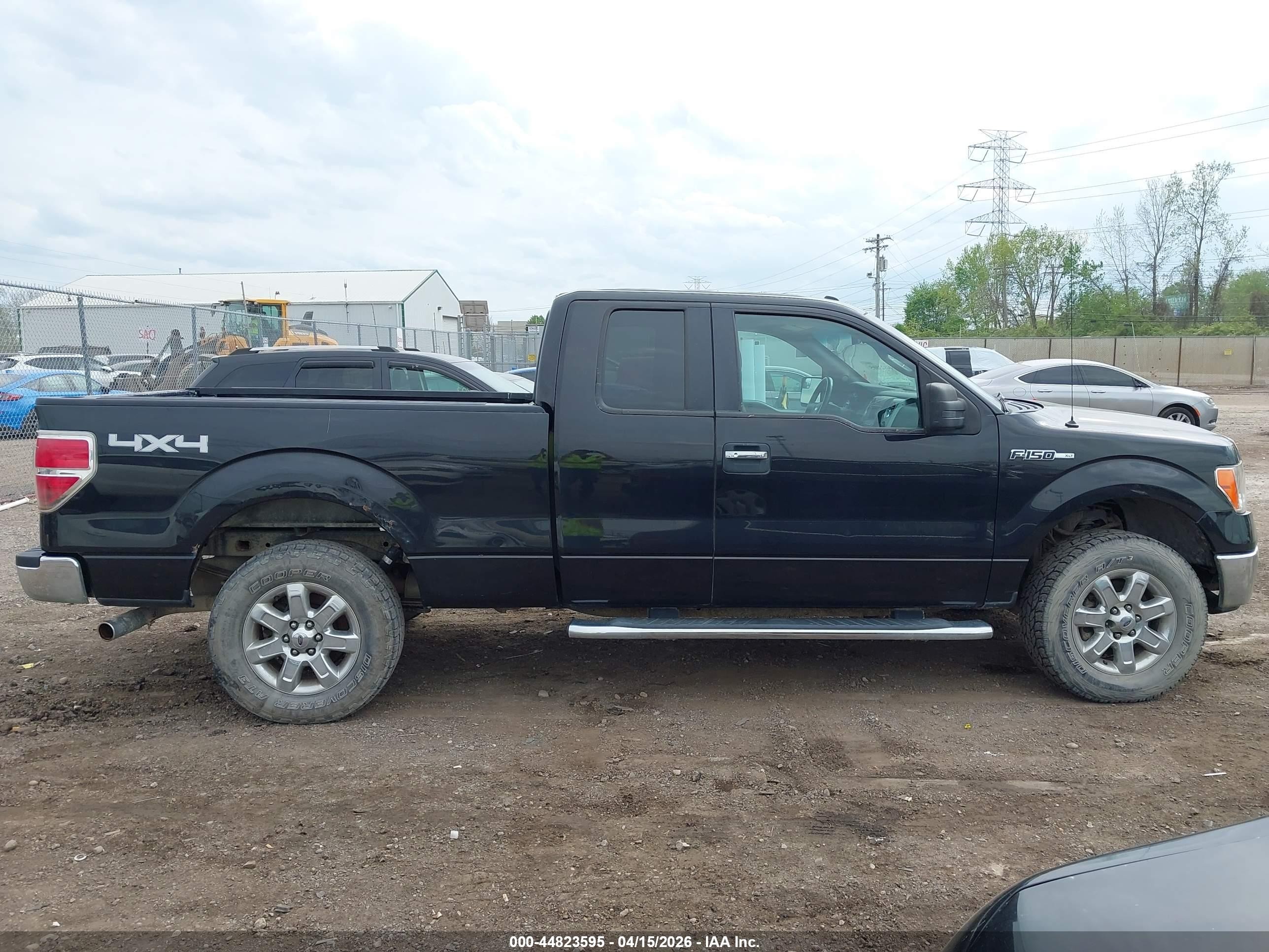 2013 Ford F-150 Xlt Black vin: 1FTFX1EF1DFD24747