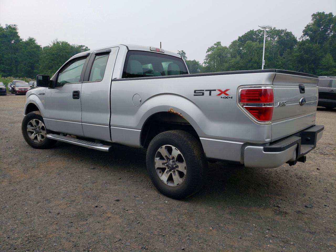 2013 Ford F150 Super Cab Silver vin: 1FTFX1EF1DFD61054