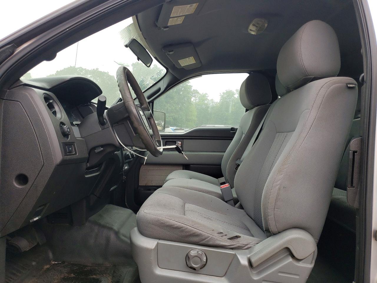 2013 Ford F150 Super Cab Silver vin: 1FTFX1EF1DFD61054