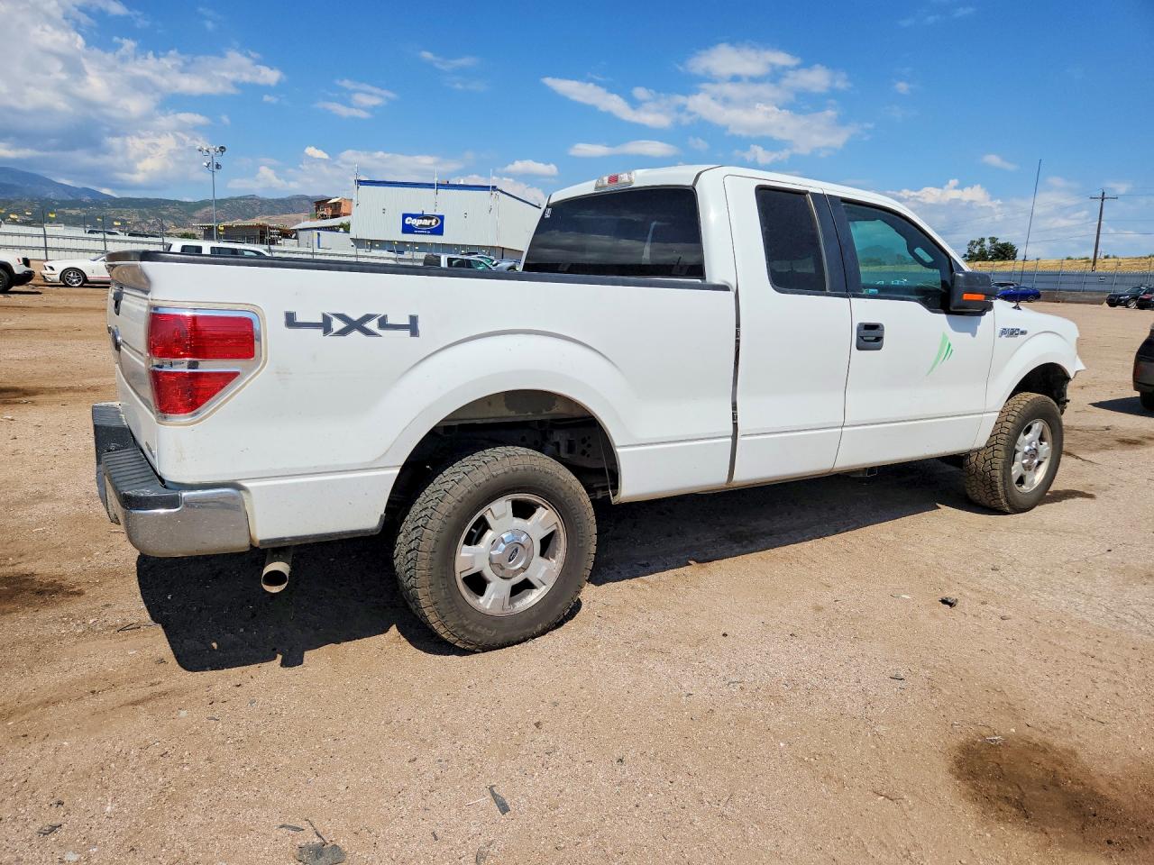 2013 Ford F150 Super Cab White vin: 1FTFX1EF1DFD68733