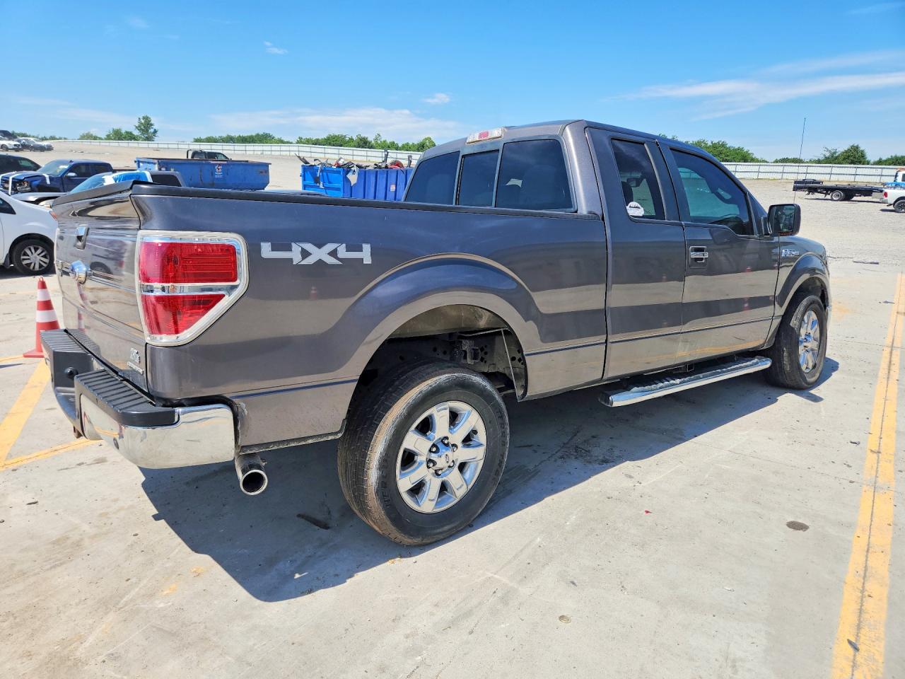 2013 Ford F150 Super Cab Серебряный vin: 1FTFX1EF1DKG02845