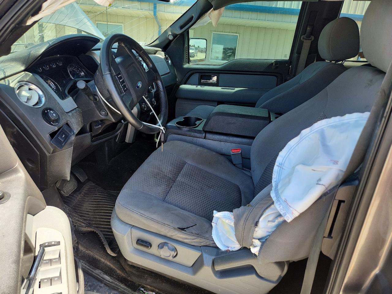 2013 Ford F150 Super Cab Серебряный vin: 1FTFX1EF1DKG02845