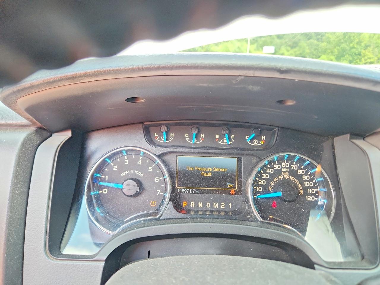 2014 Ford F150 Super Cab White vin: 1FTFX1EF1EFB16000