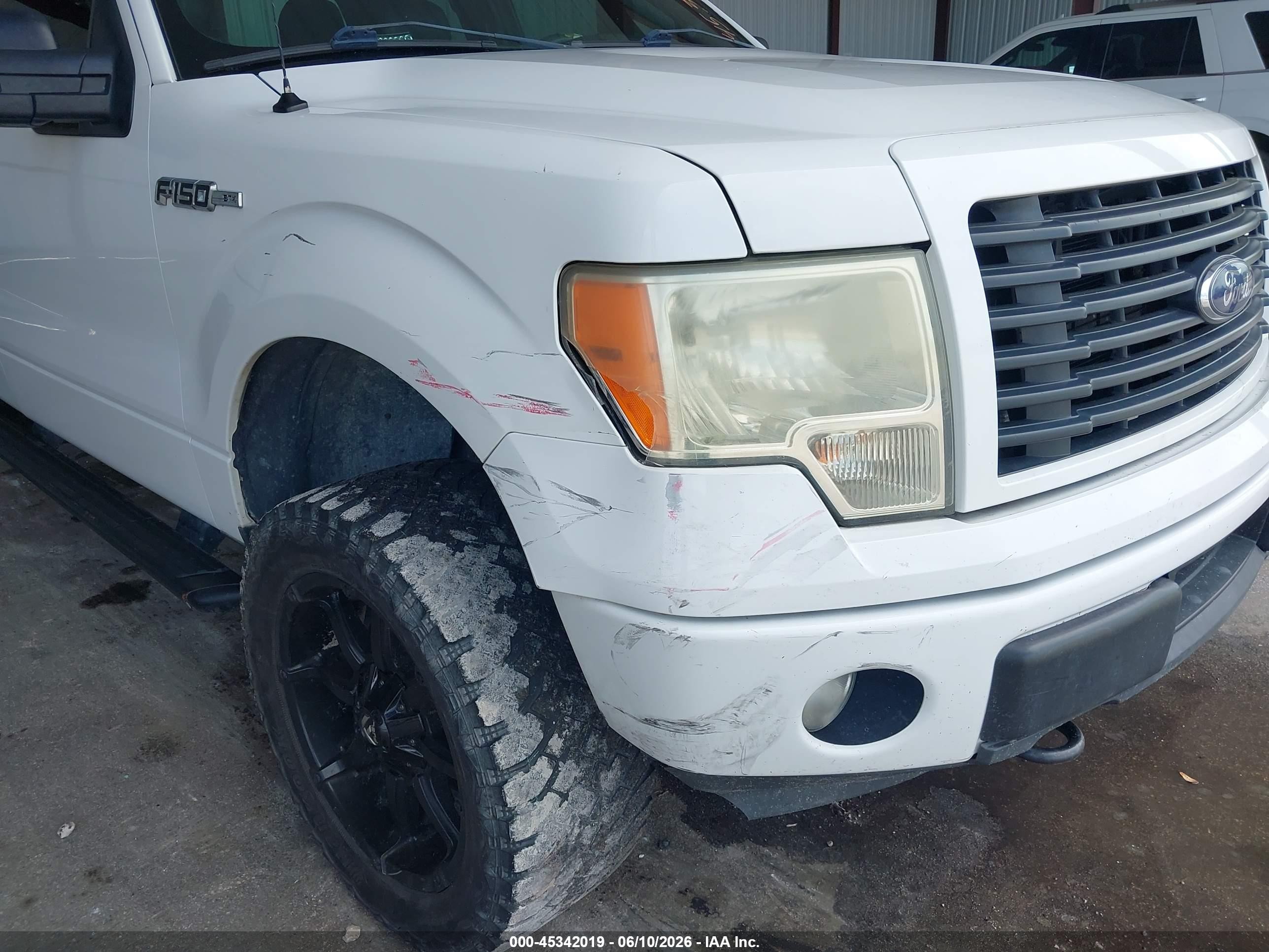 2014 Ford F-150 Stx Белый vin: 1FTFX1EF1EFC85675