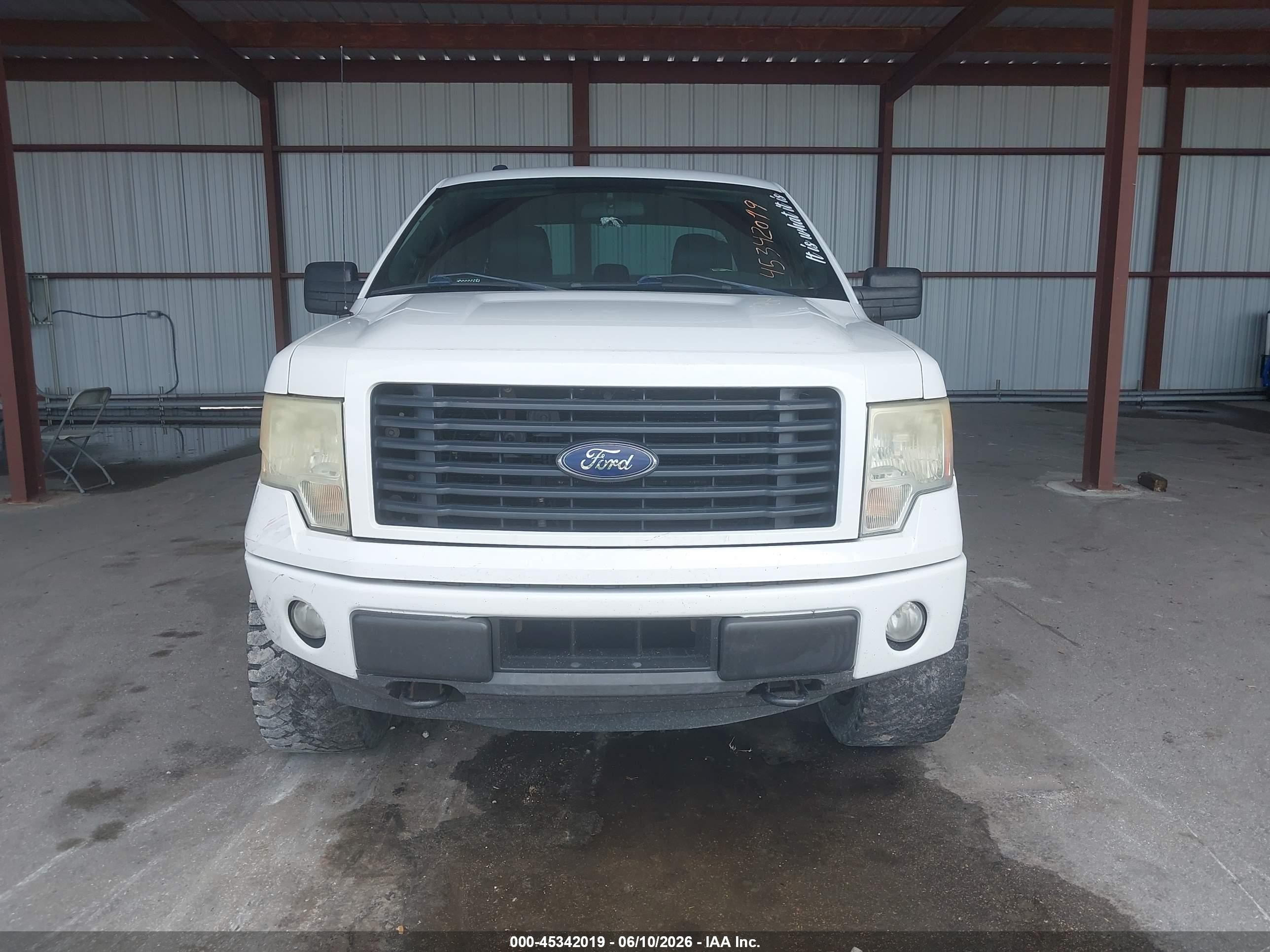 2014 Ford F-150 Stx Белый vin: 1FTFX1EF1EFC85675