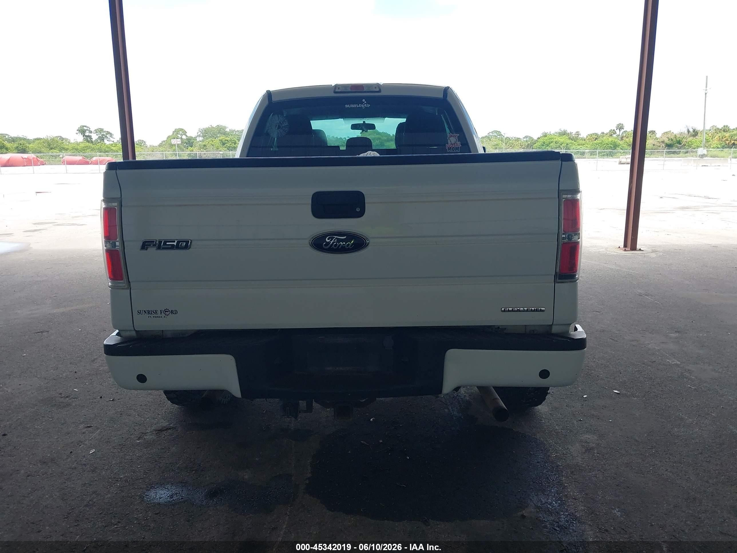 2014 Ford F-150 Stx Белый vin: 1FTFX1EF1EFC85675