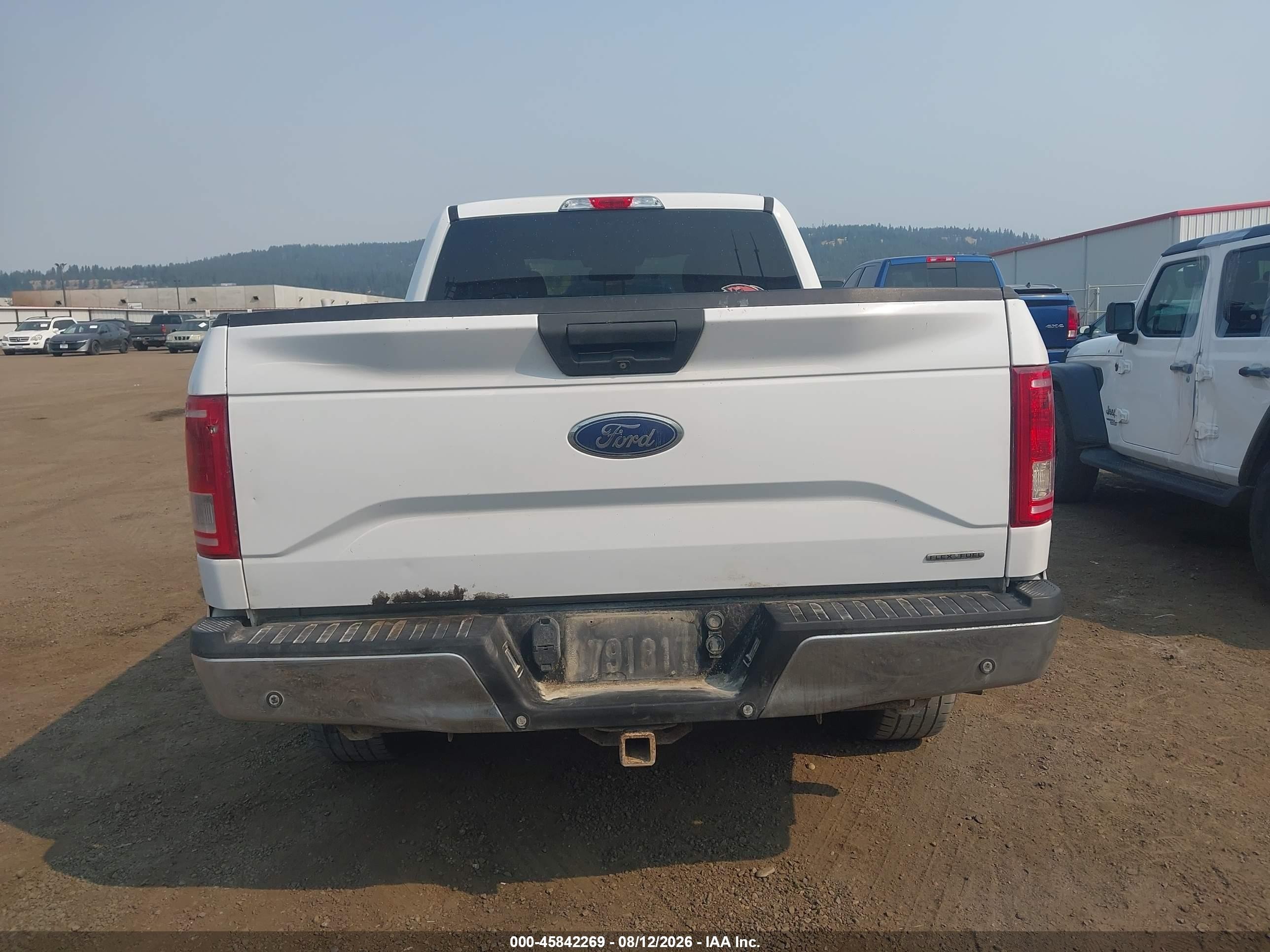2015 Ford F-150 Xlt White vin: 1FTFX1EF1FKD99250