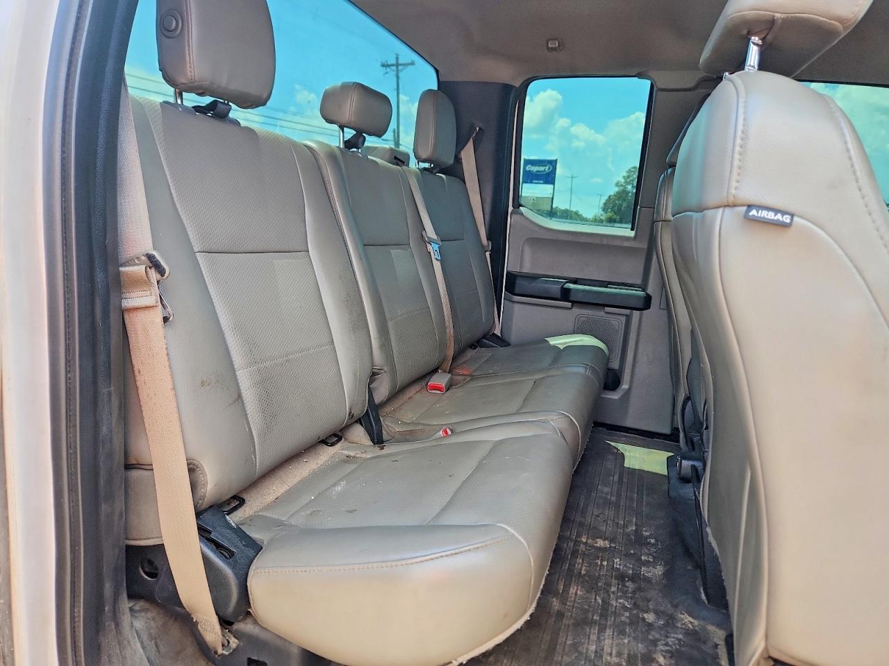 2016 Ford F150 Super Cab White vin: 1FTFX1EF1GKF26239