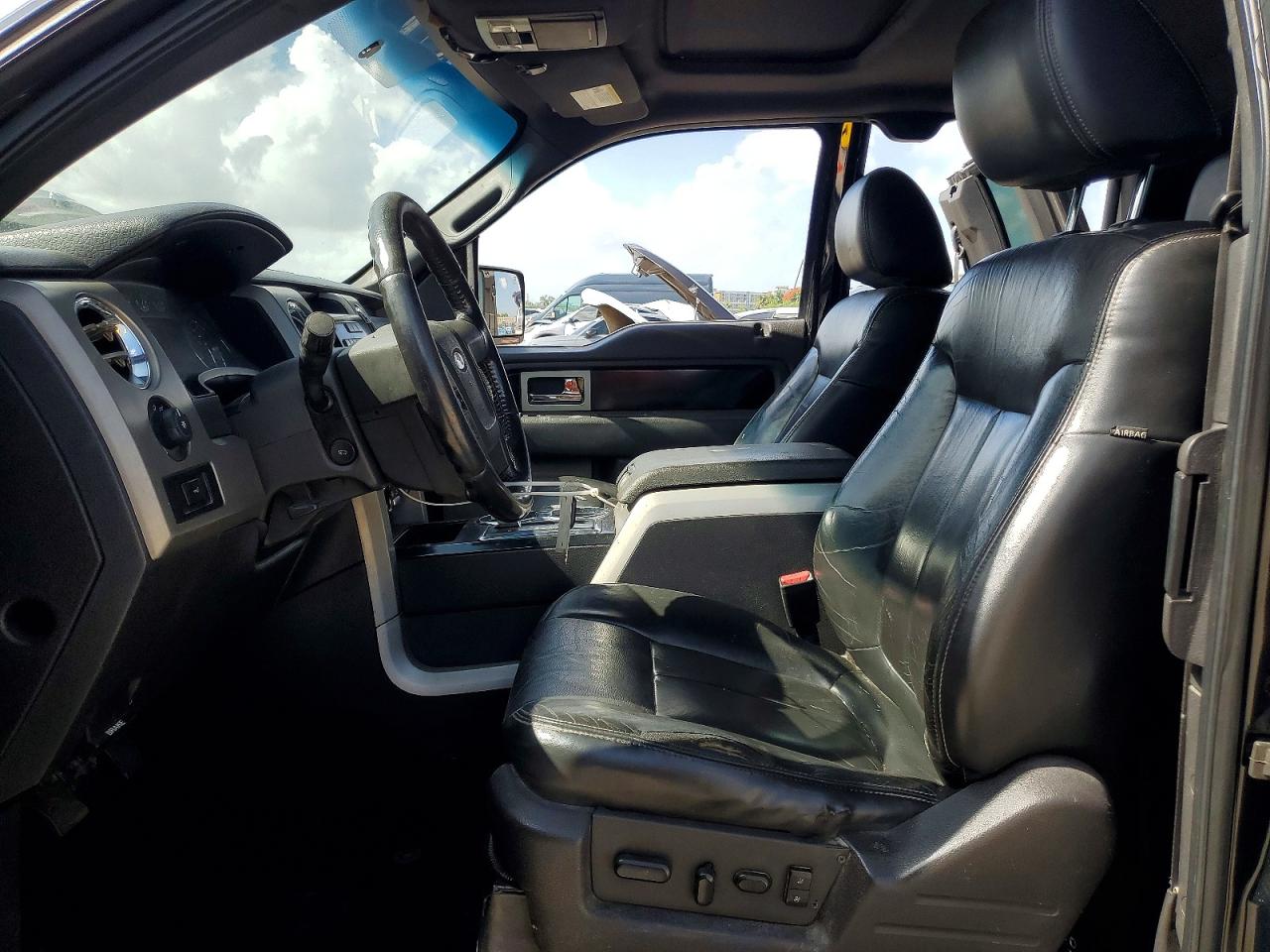 2011 Ford F150 Super Cab Black vin: 1FTFX1EF2BFA29993
