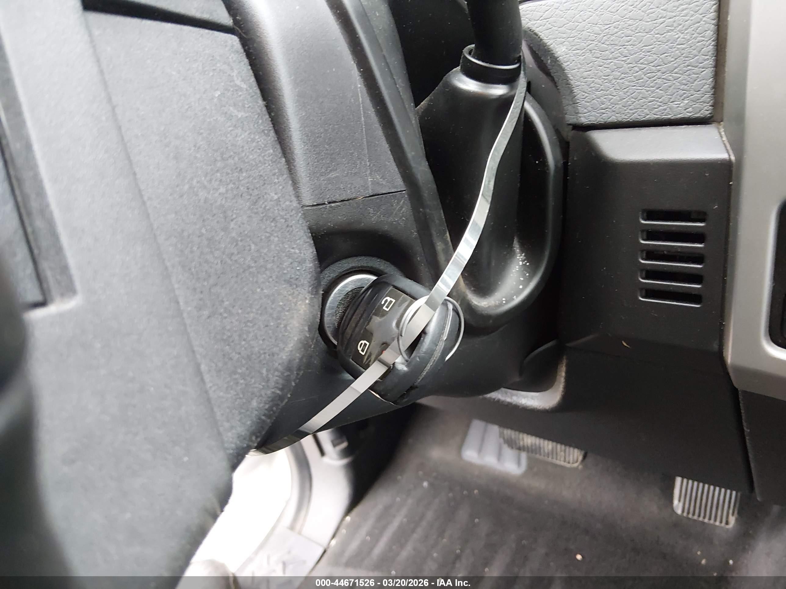 2011 Ford F-150 Xlt Silver vin: 1FTFX1EF2BFA58667