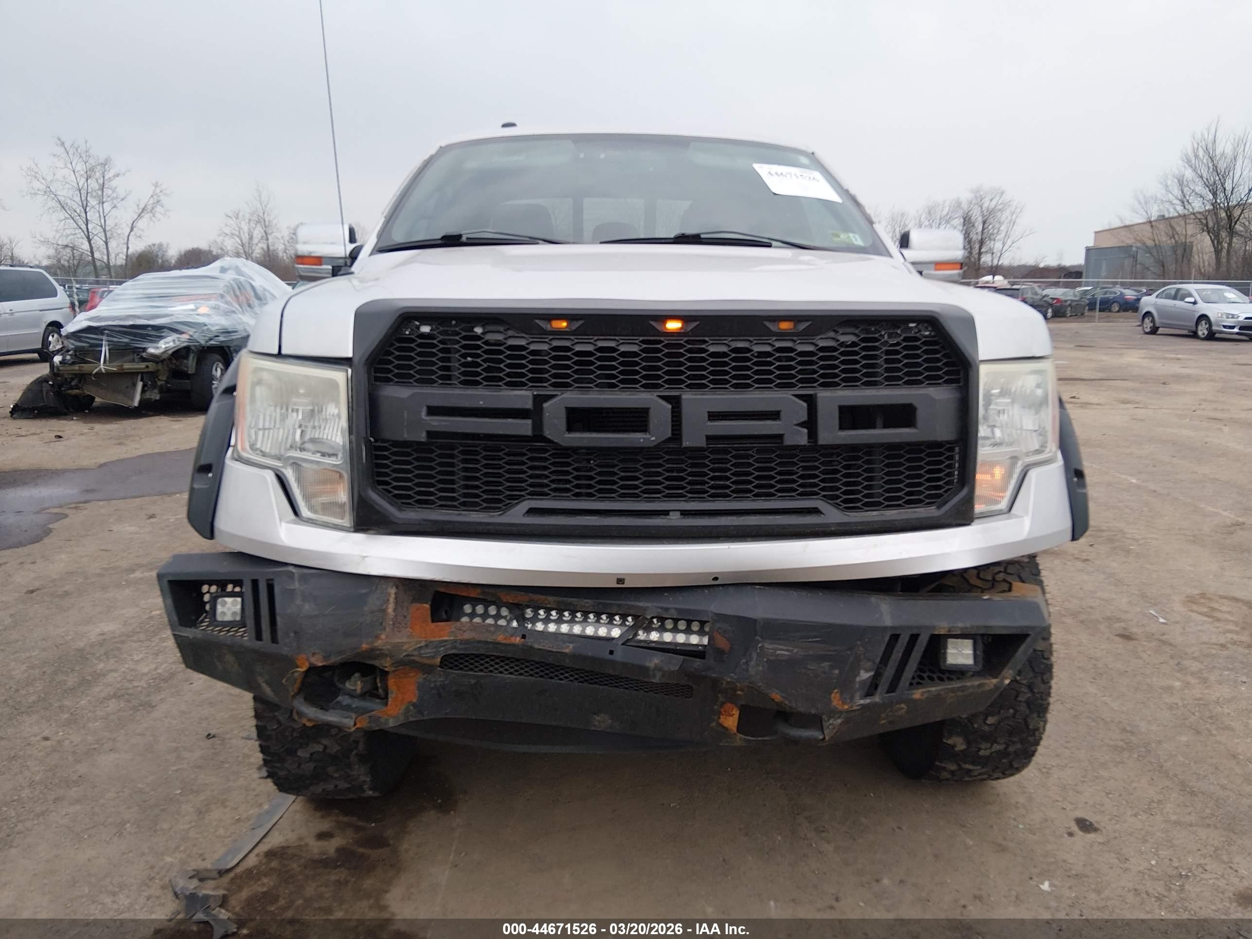 2011 Ford F-150 Xlt Silver vin: 1FTFX1EF2BFA58667