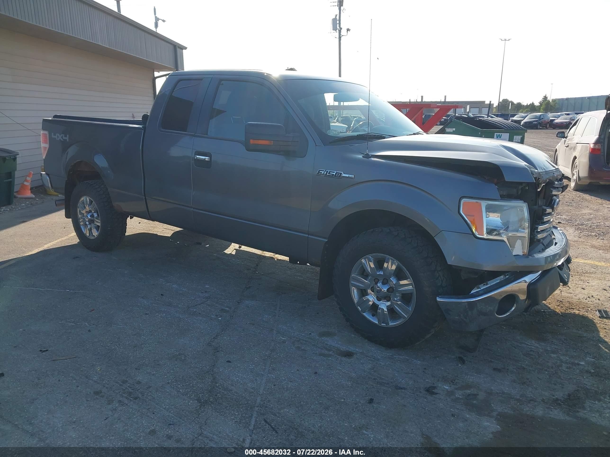 2011 Ford F-150 Xlt Серый vin: 1FTFX1EF2BFA71273