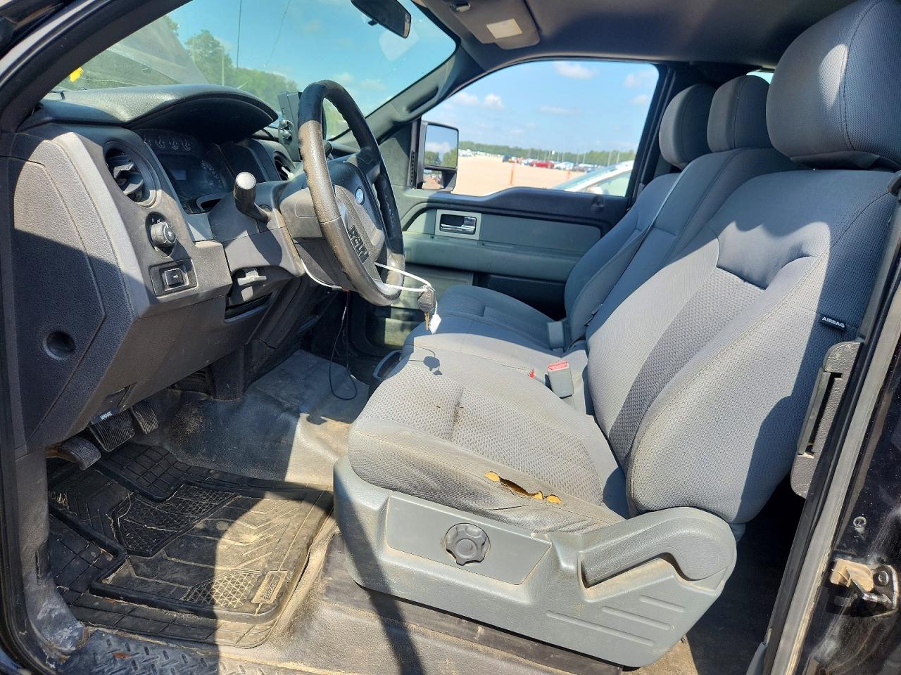 2011 Ford F150 Super Cab Black vin: 1FTFX1EF2BFA94116