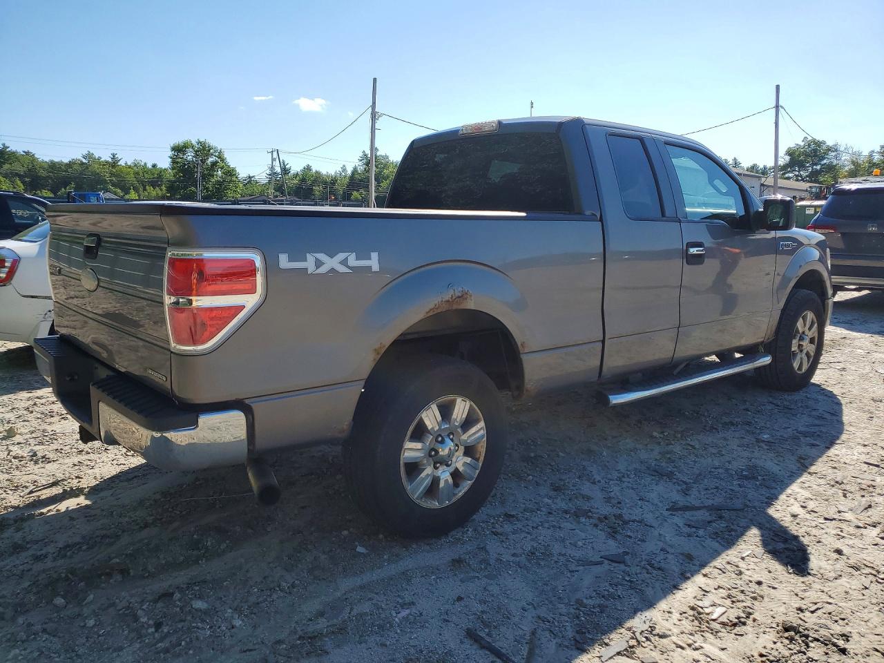 2011 Ford F150 Super Cab Gray vin: 1FTFX1EF2BFB74564