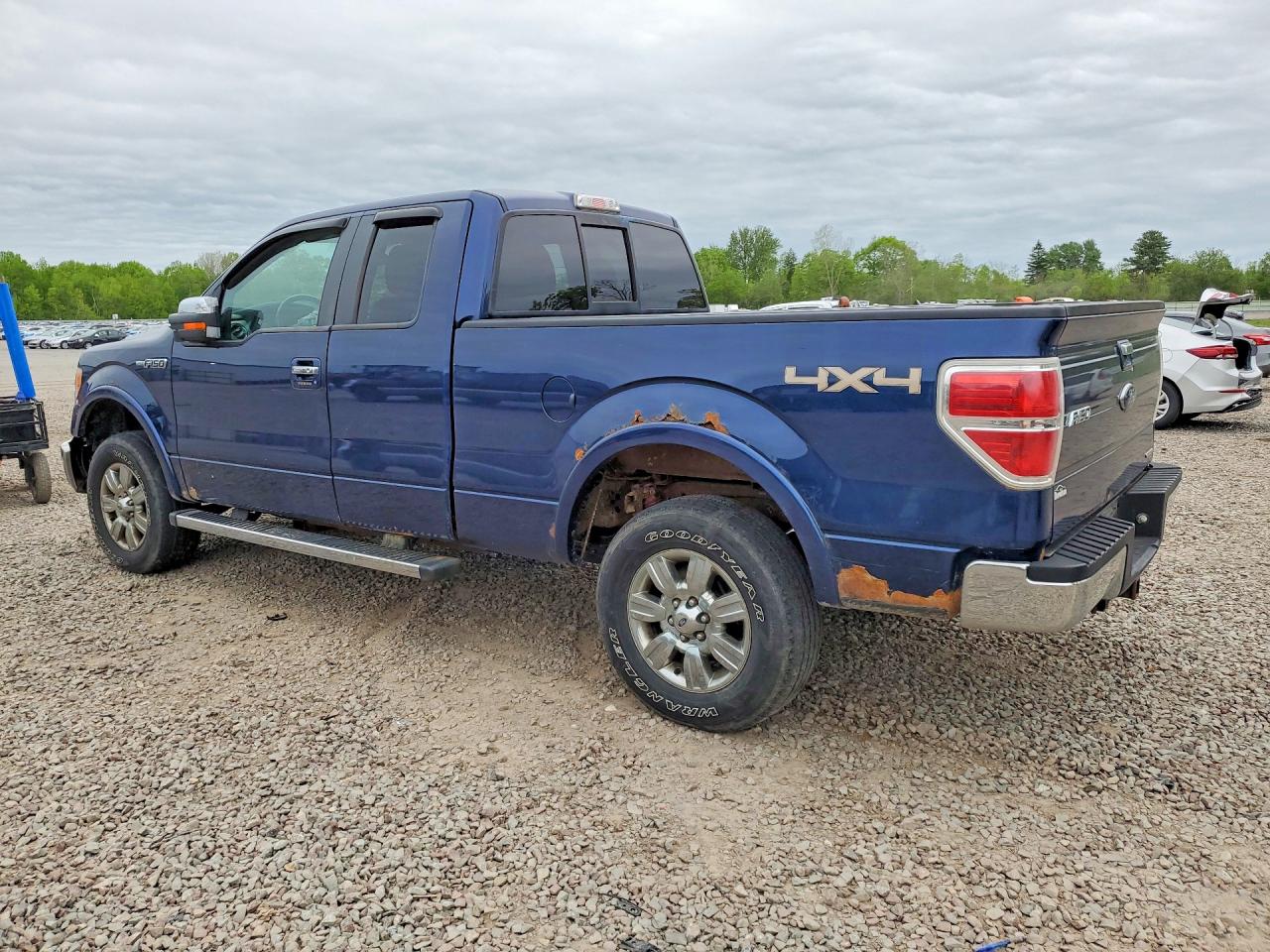 2012 Ford F150 Super Cab Blue vin: 1FTFX1EF2CFA17165
