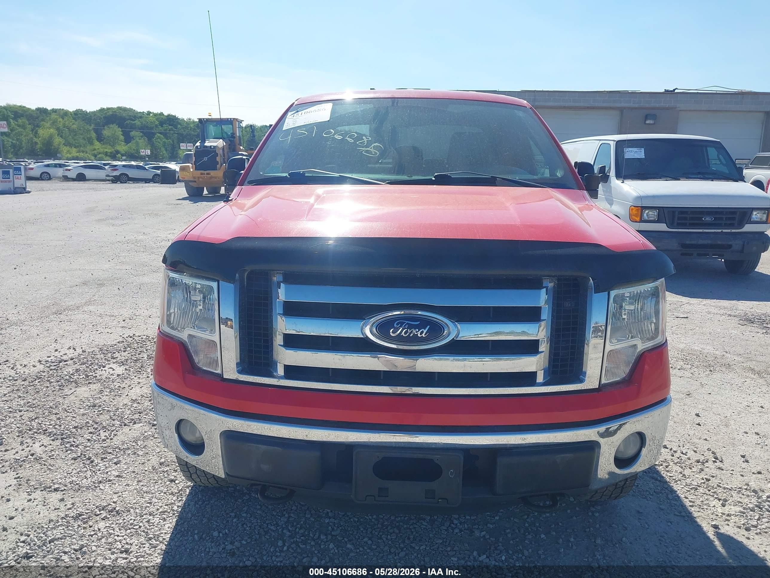 2012 Ford F-150 Xlt Red vin: 1FTFX1EF2CFD04568