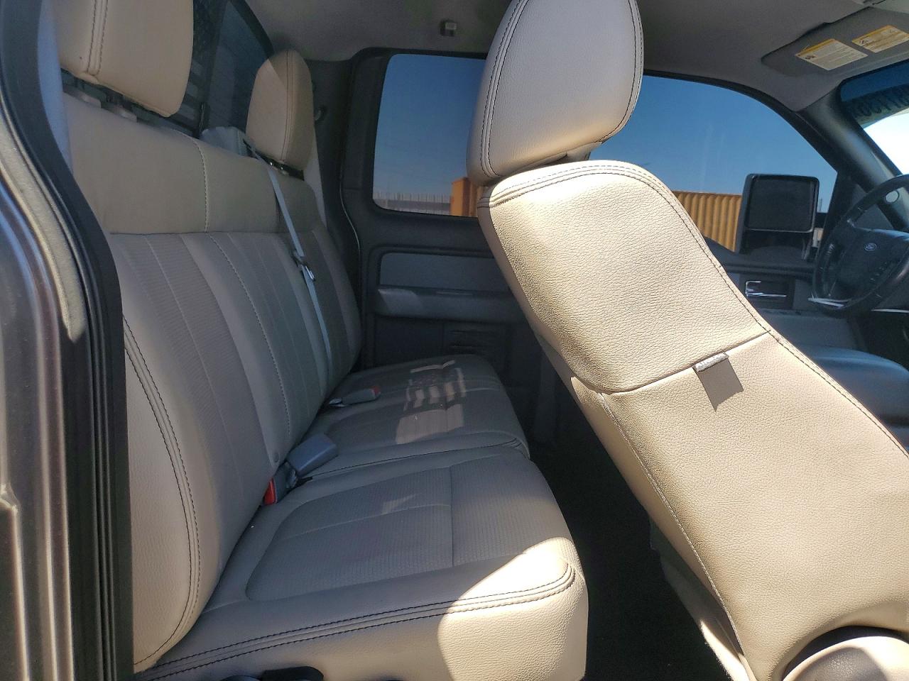 2013 Ford F150 Super Cab Gray vin: 1FTFX1EF2DFC13088