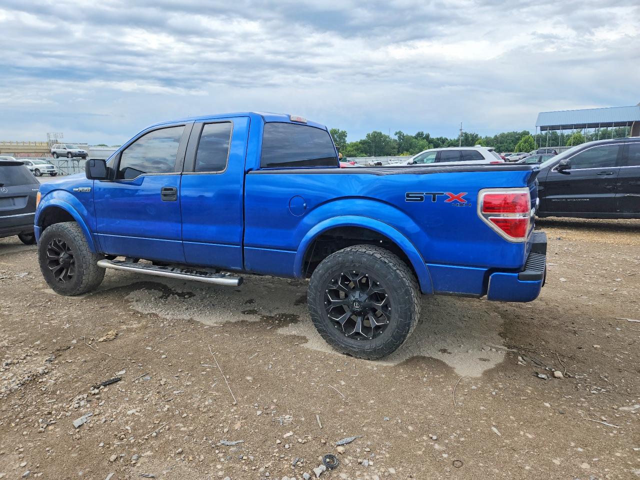 2013 Ford F150 Super Cab Blue vin: 1FTFX1EF2DFC34667