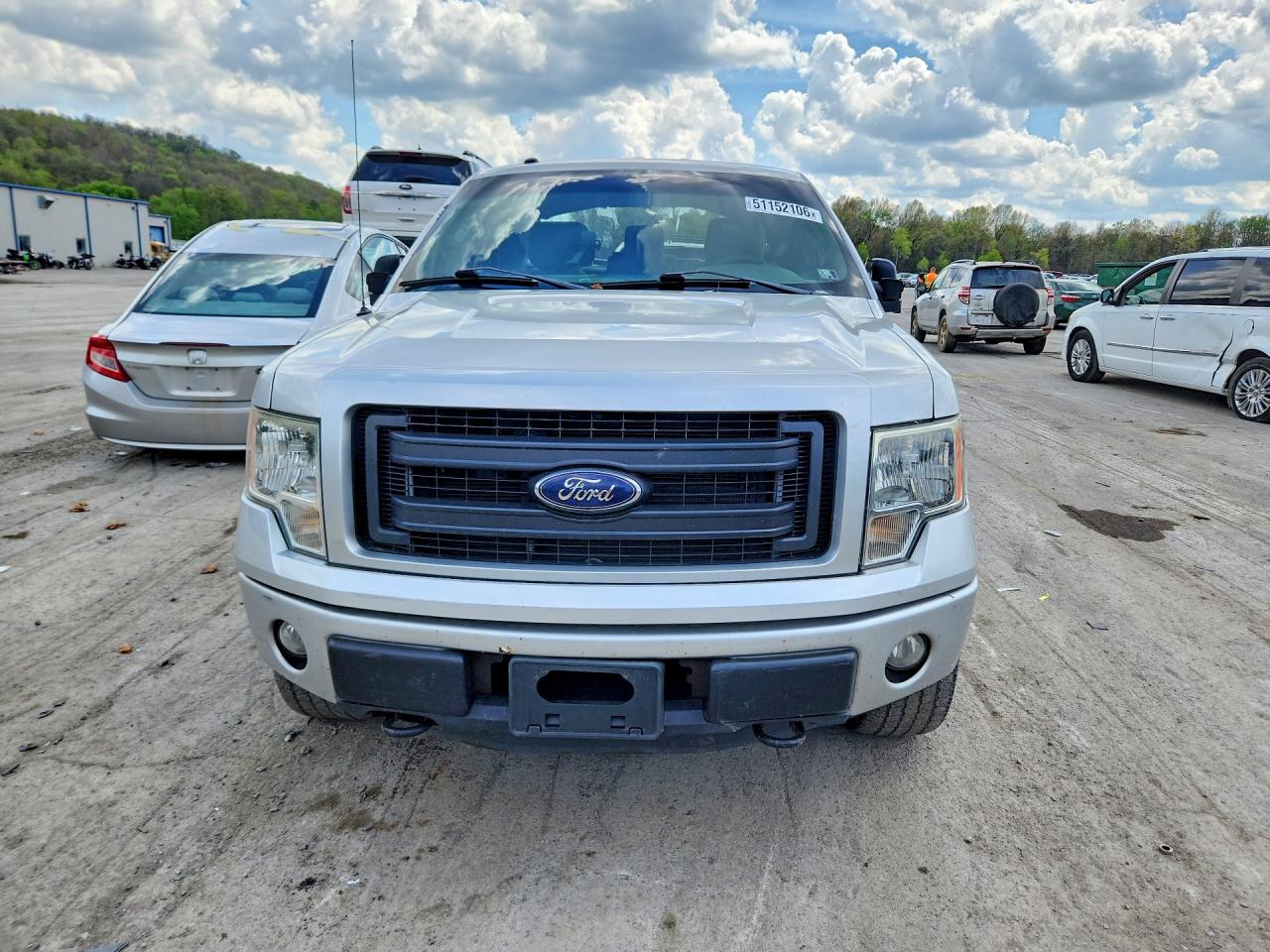 2013 Ford F150 Super Cab Silver vin: 1FTFX1EF2DFD32386