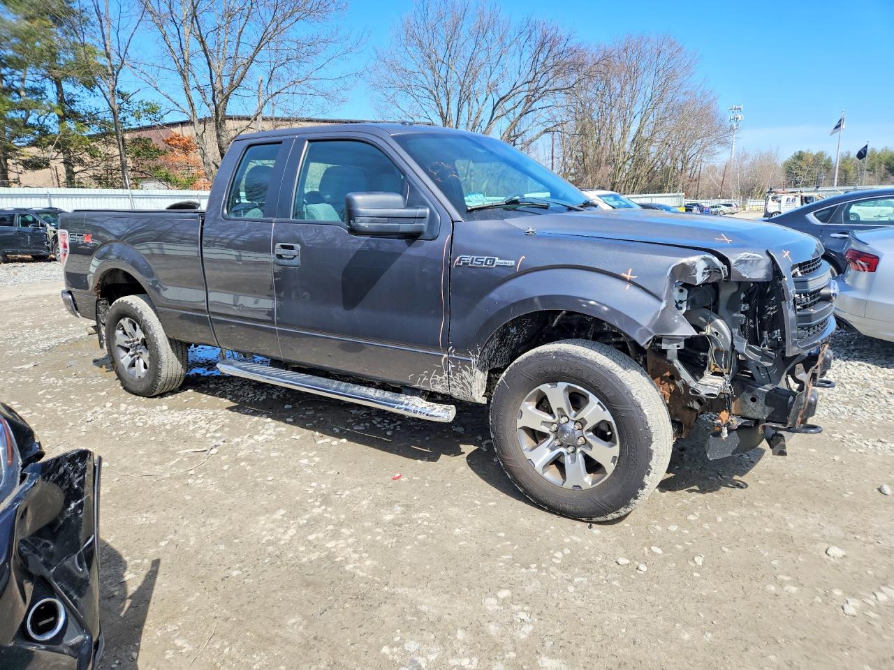2013 Ford F150 Super Cab Gray vin: 1FTFX1EF2DFD34686