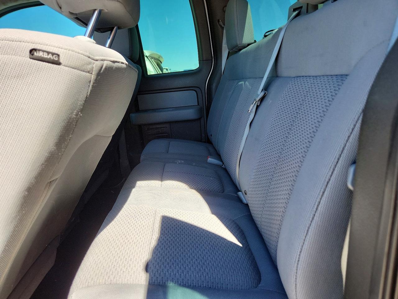 2013 Ford F150 Super Cab White vin: 1FTFX1EF2DFD83287