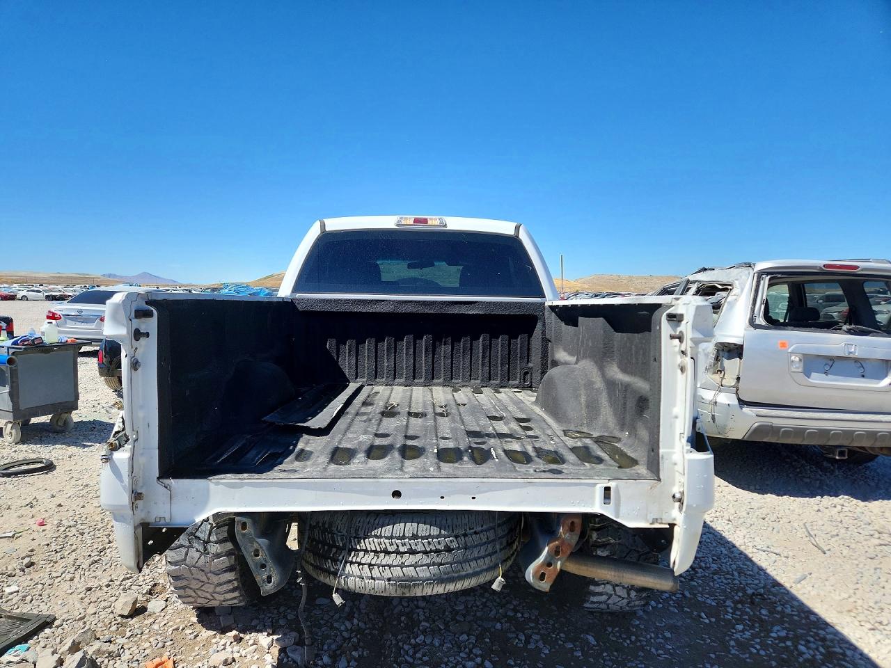 2013 Ford F150 Super Cab White vin: 1FTFX1EF2DFD83287