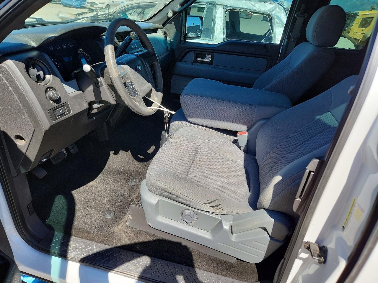 2013 Ford F150 Super Cab White vin: 1FTFX1EF2DFD83287