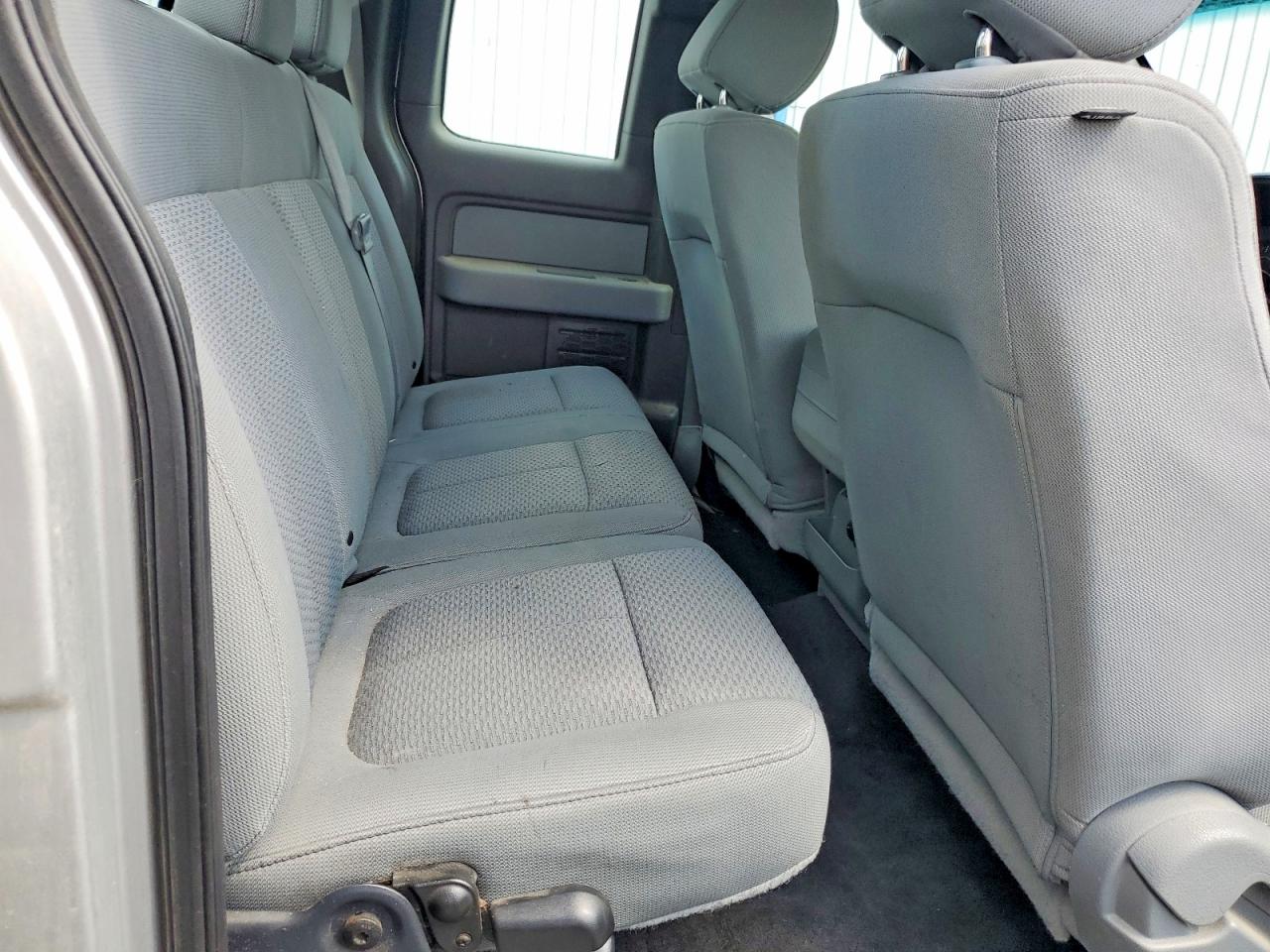 2013 Ford F150 Super Cab Серебряный vin: 1FTFX1EF2DKE21379