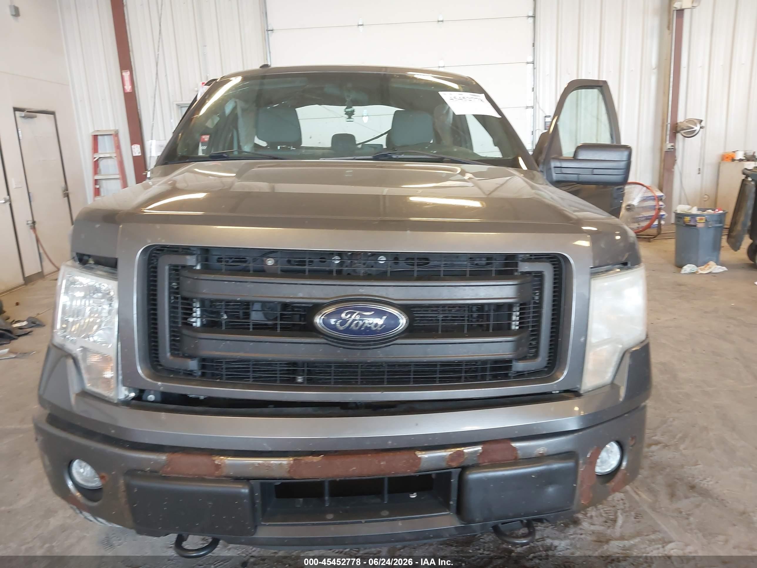 2014 Ford F-150   Gray vin: 1FTFX1EF2EFB46008