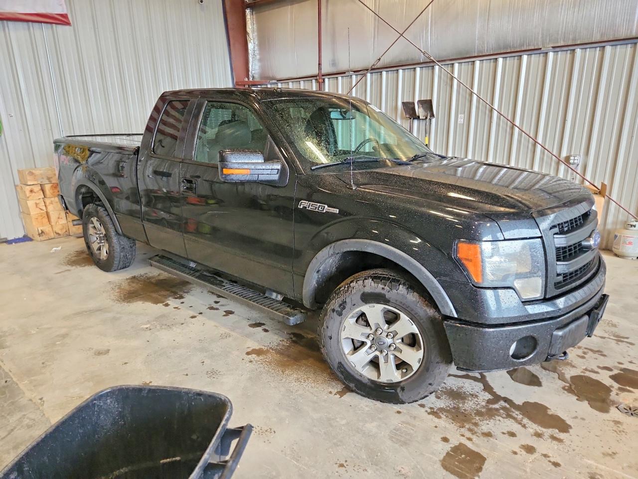 2014 Ford F150 Super Cab Black vin: 1FTFX1EF2EFC13884