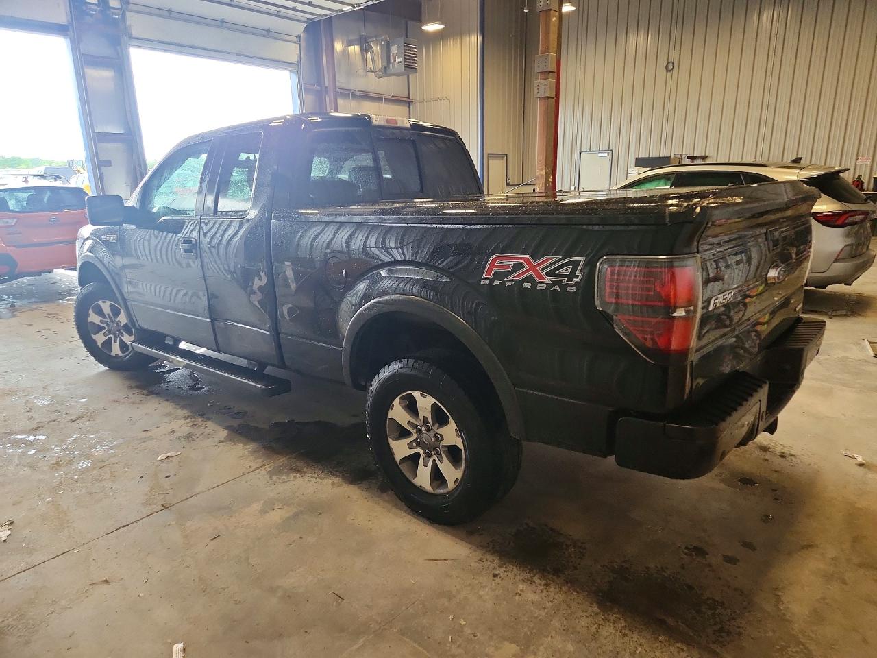 2014 Ford F150 Super Cab Black vin: 1FTFX1EF2EFC13884