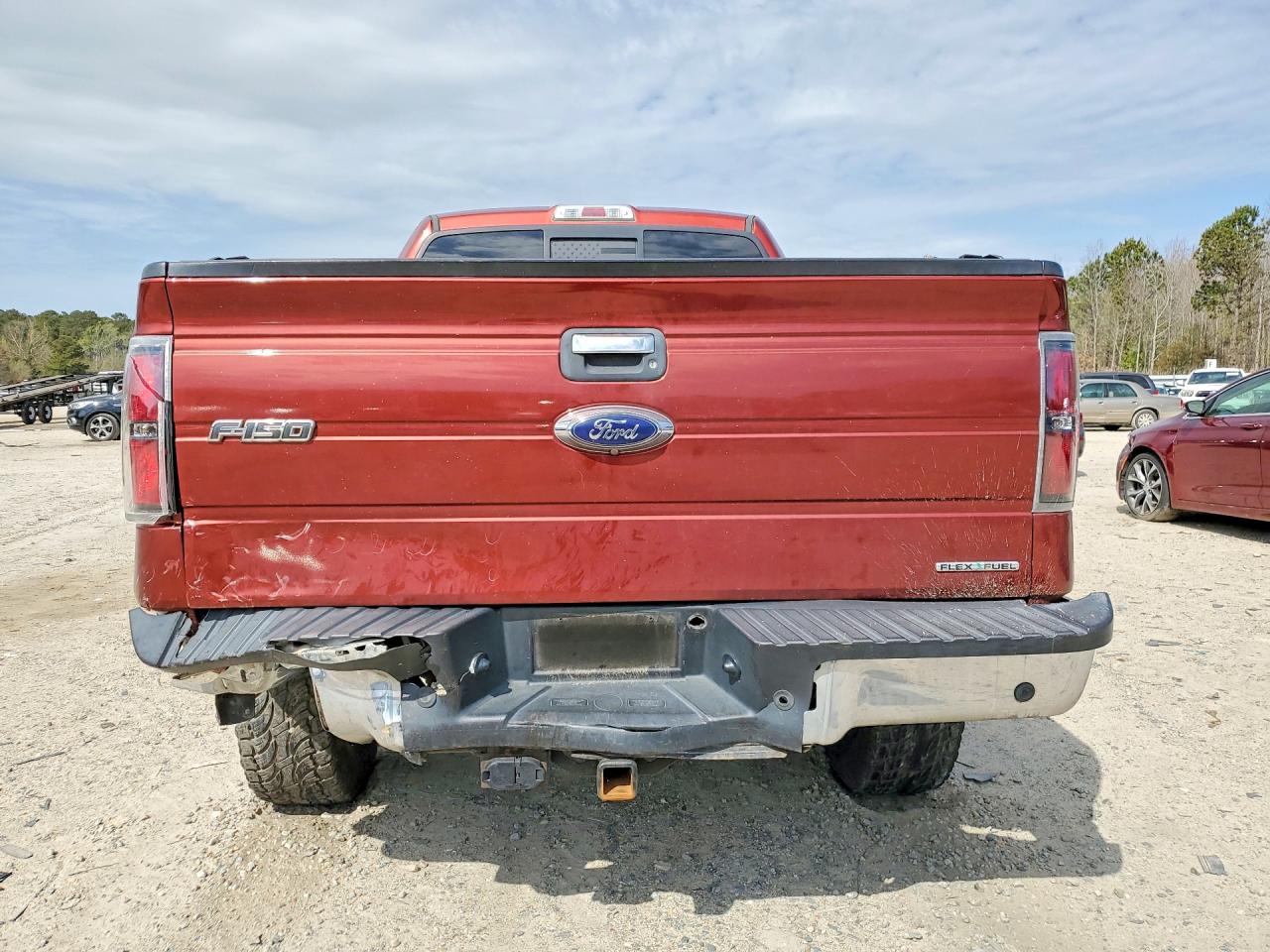 2014 Ford F150 Super Cab Red vin: 1FTFX1EF2EKD05505