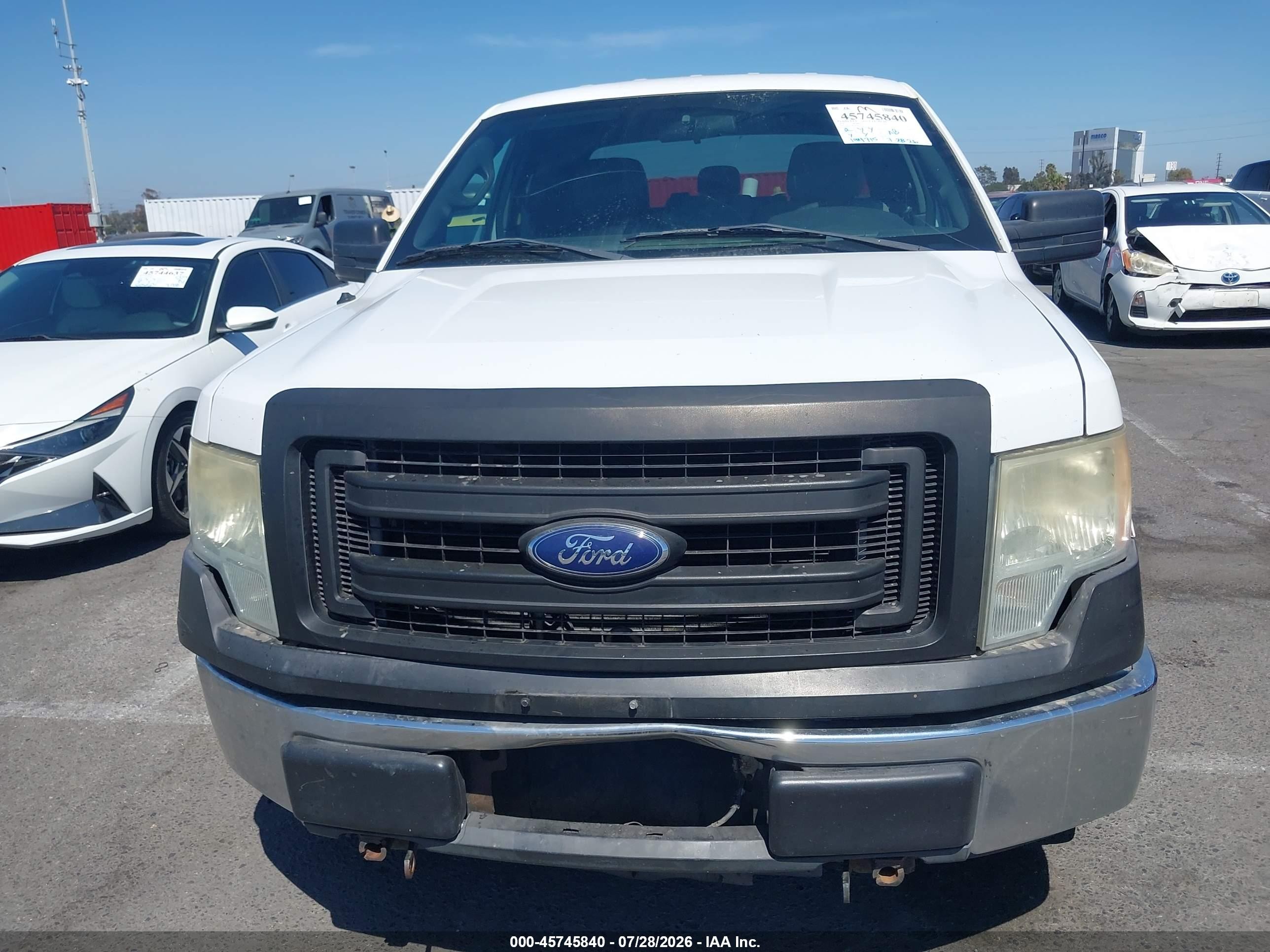 2014 Ford F-150 Xl Белый vin: 1FTFX1EF2EKF39773